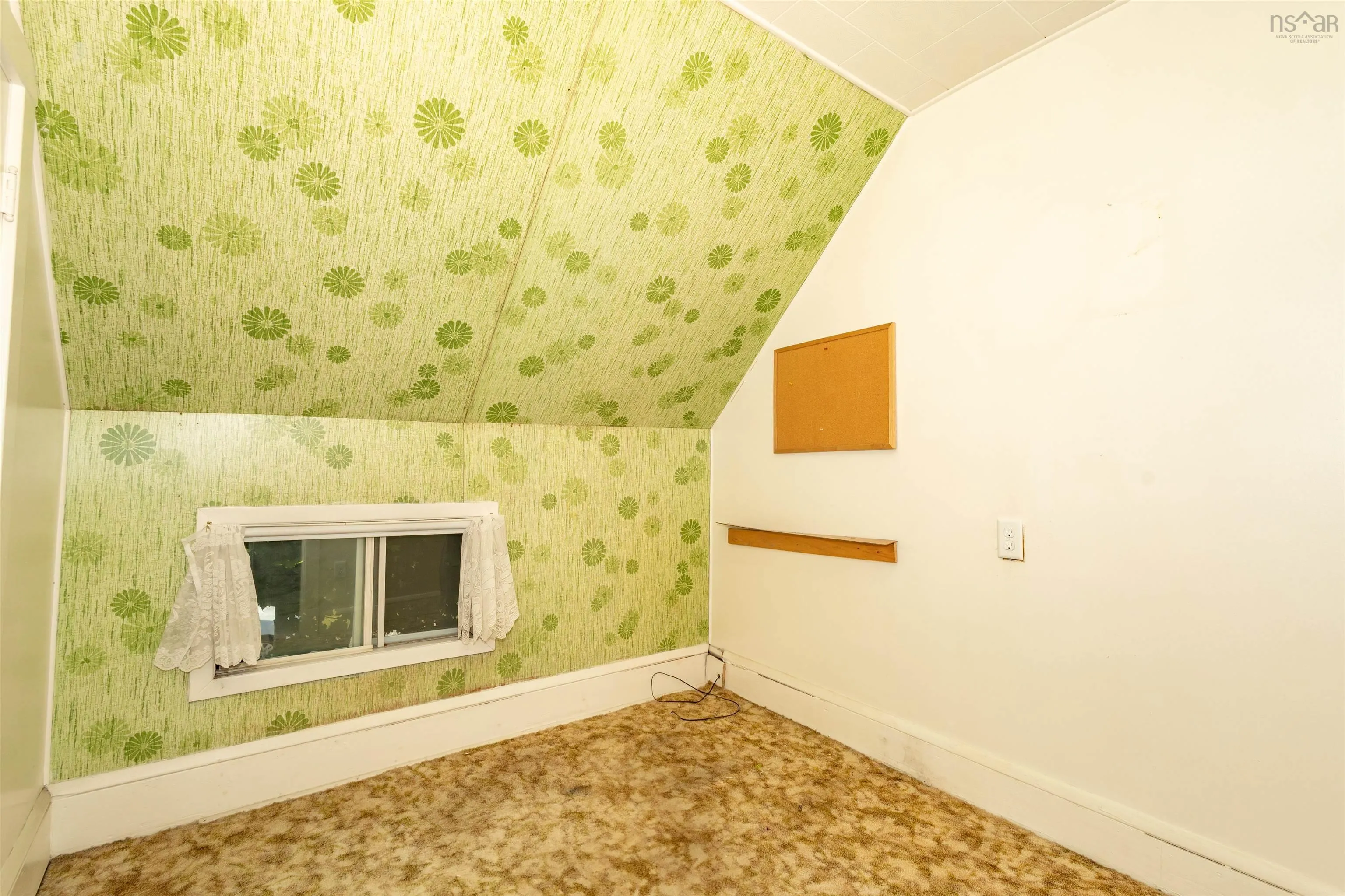 1373 Victoria Road, Sydney, NS B1N 2W9, 3 Bedrooms Bedrooms, ,1 BathroomBathrooms,Residential,For Sale,Victoria,202518166