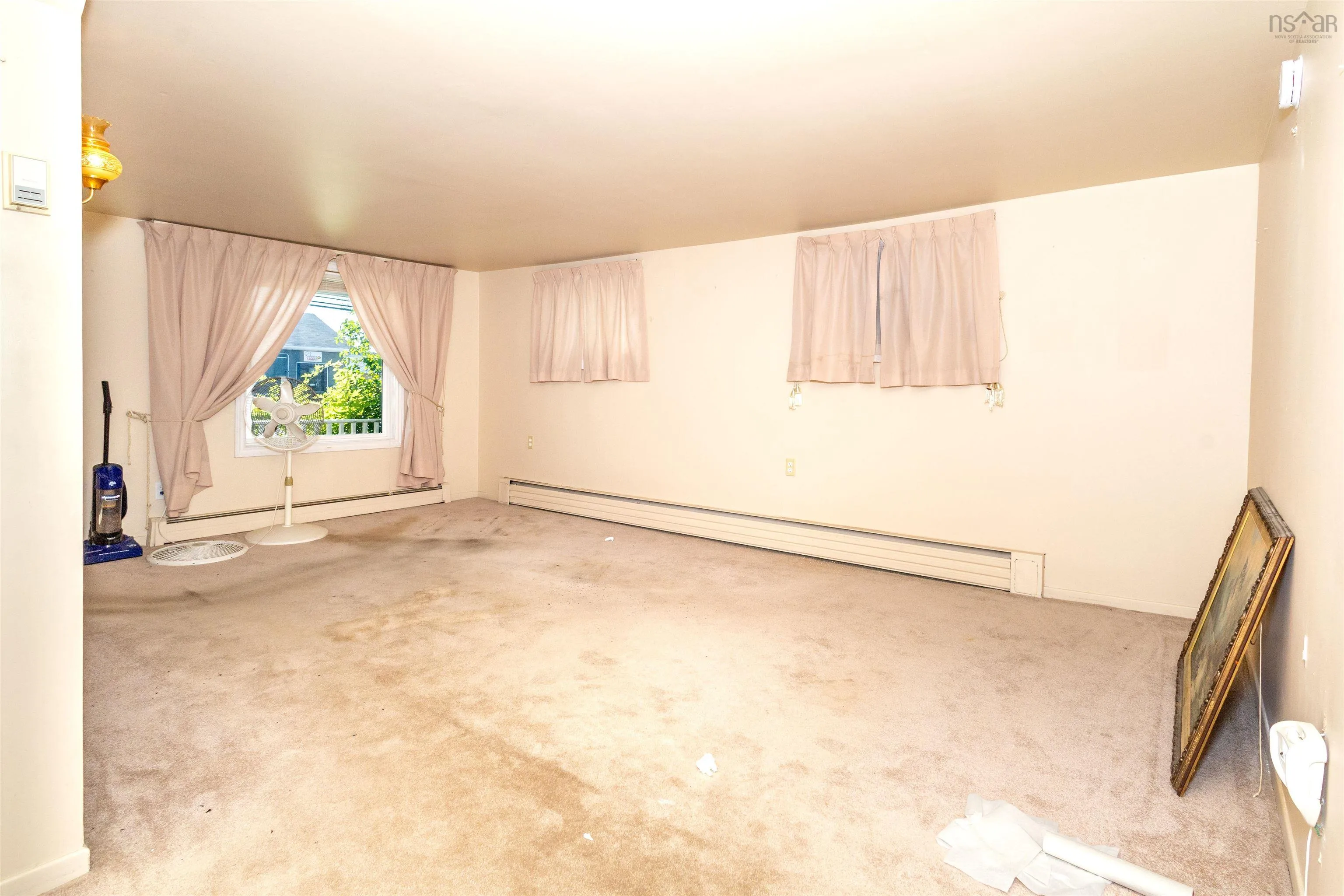 1373 Victoria Road, Sydney, NS B1N 2W9, 3 Bedrooms Bedrooms, ,1 BathroomBathrooms,Residential,For Sale,Victoria,202518166
