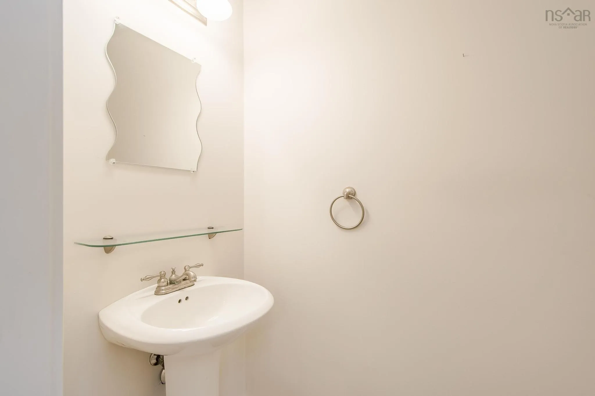 13434 Peggys Cove Road, Upper Tantallon, NS B3Z 2J2, 3 Bedrooms Bedrooms, ,2 BathroomsBathrooms,Residential,For Sale,Peggys Cove,202523381