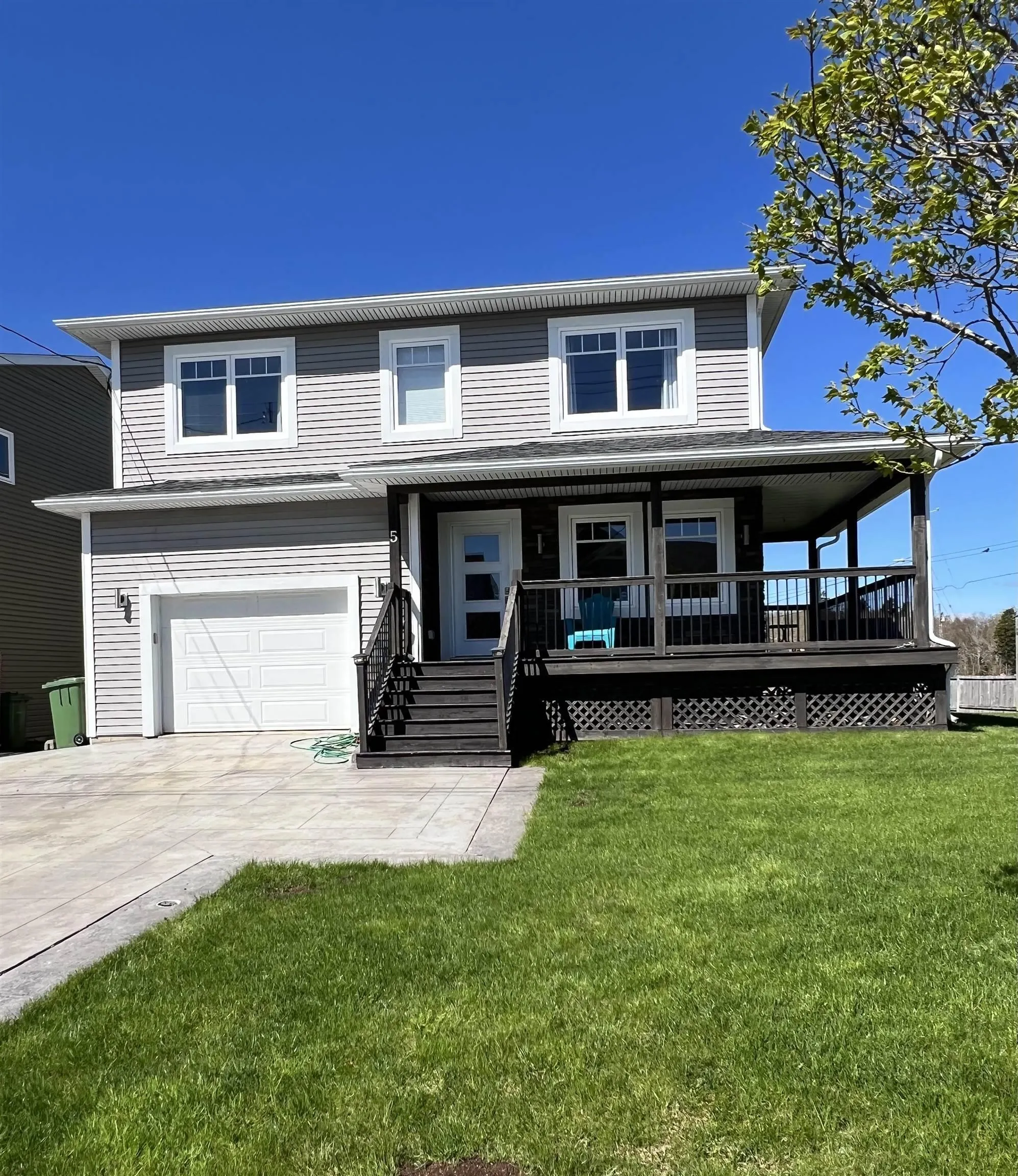 5 Barnsley Court, Middle Sackville Ns B4e 0h3, 4 Bedrooms Bedrooms, ,4 BathroomsBathrooms,Residential,For Sale,Barnsley,202503073