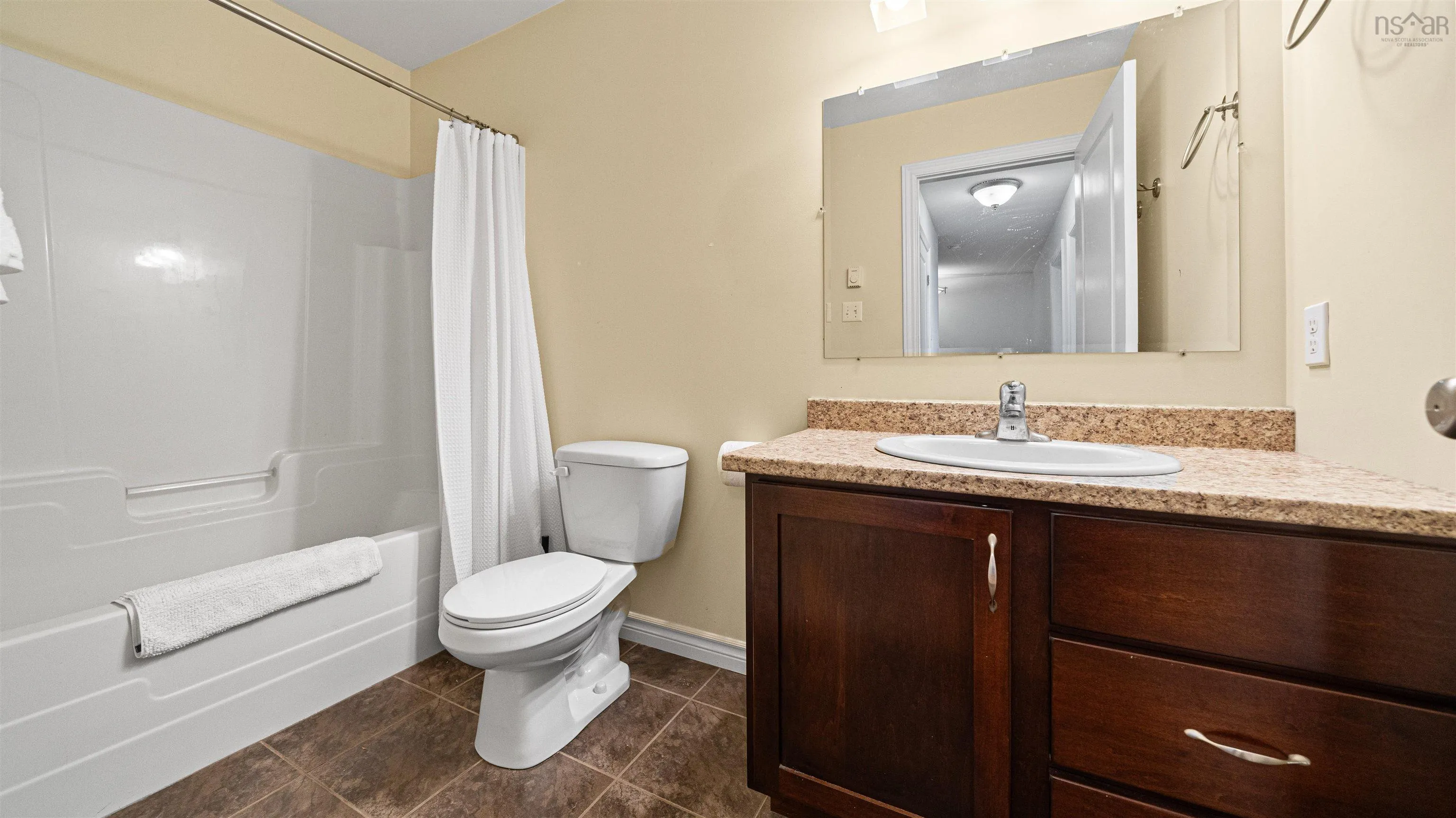 55 Bently Drive, Halifax, NS B3S 0C4, 3 Bedrooms Bedrooms, ,4 BathroomsBathrooms,Residential,For Sale,Bently,202517924