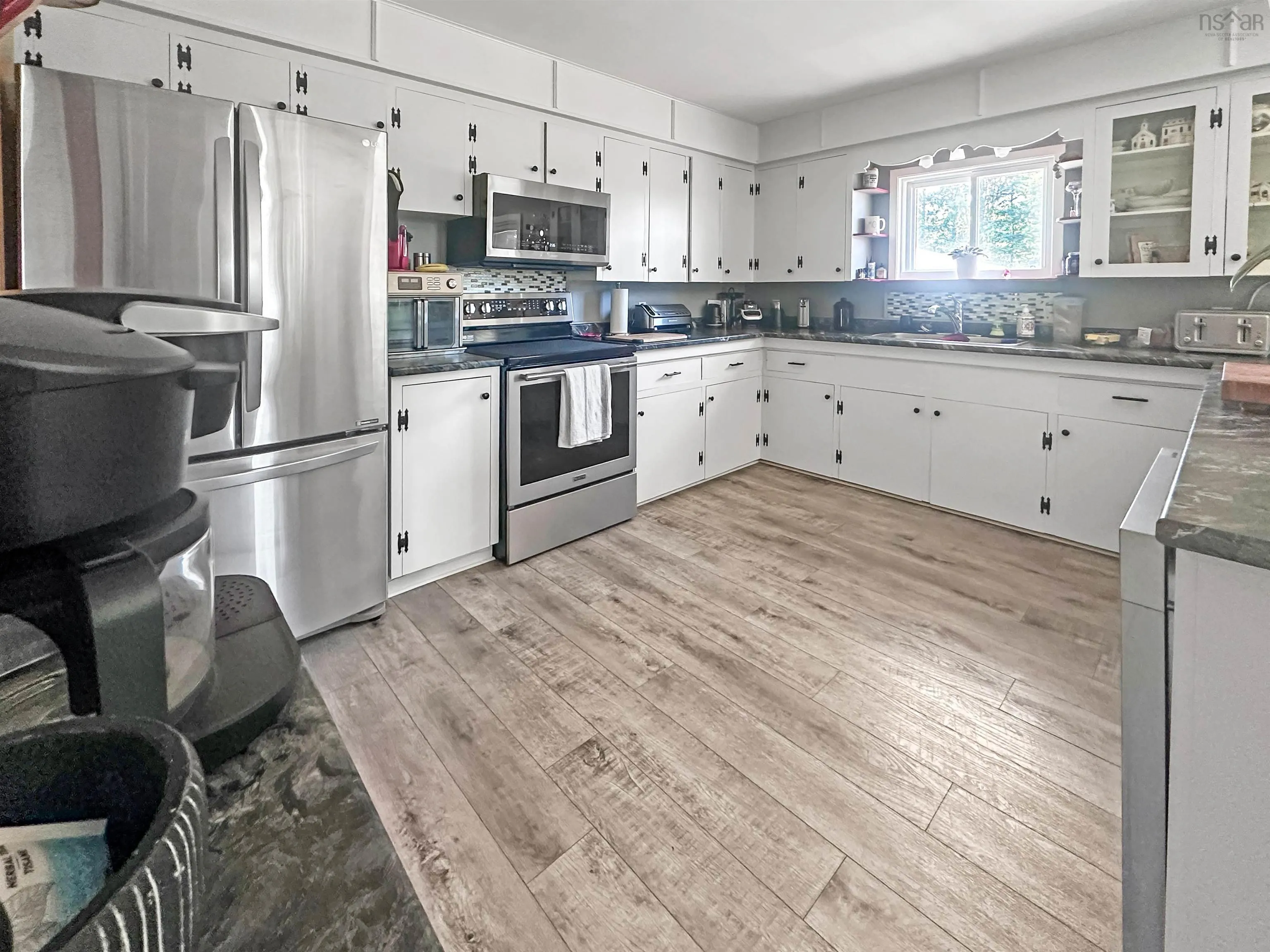 387 Lawrence Road, Rockland, NS B0P 1E0, 3 Bedrooms Bedrooms, ,1 BathroomBathrooms,Residential,For Sale,Lawrence,202522052