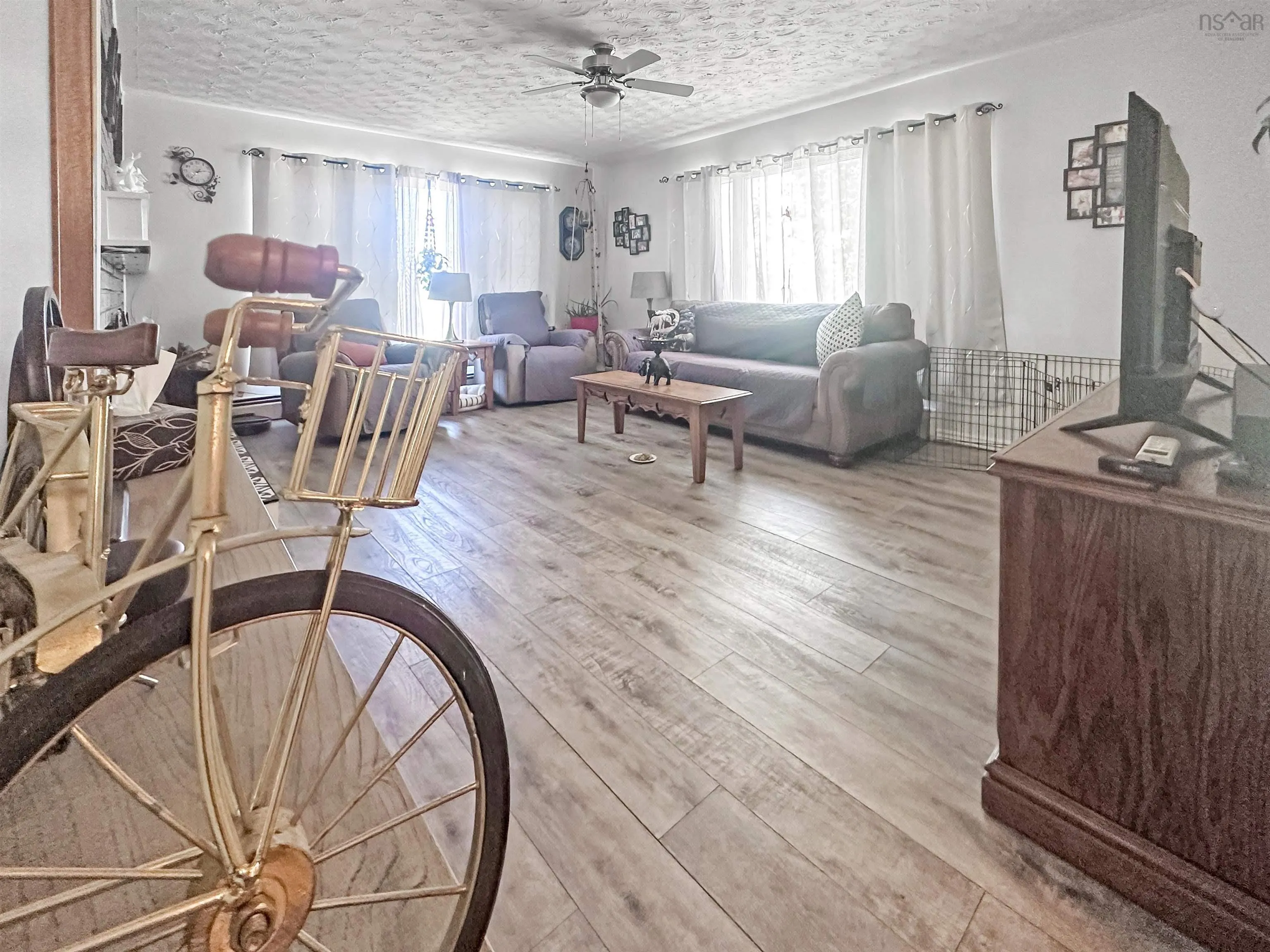 387 Lawrence Road, Rockland, NS B0P 1E0, 3 Bedrooms Bedrooms, ,1 BathroomBathrooms,Residential,For Sale,Lawrence,202522052
