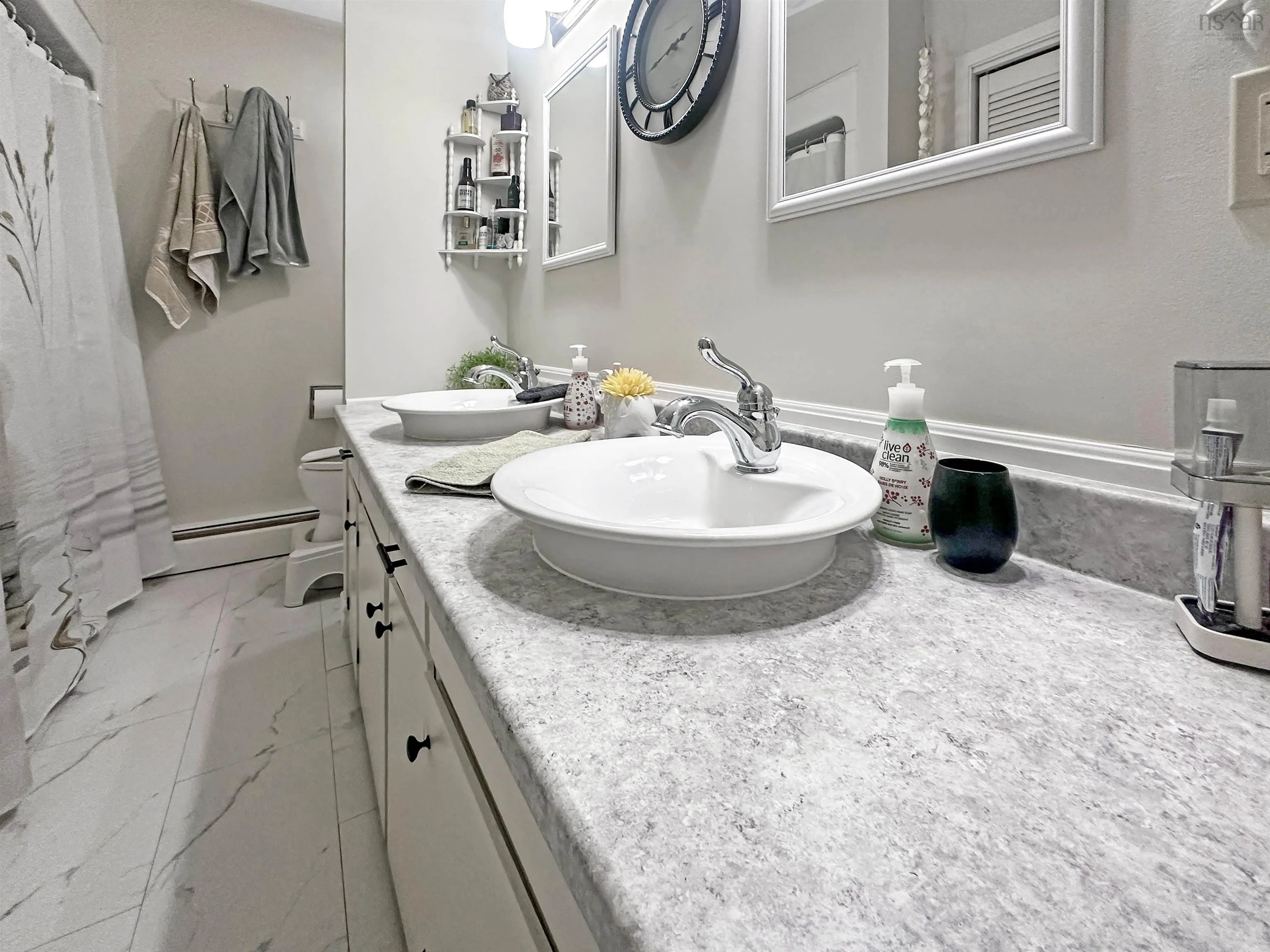 387 Lawrence Road, Rockland, NS B0P 1E0, 3 Bedrooms Bedrooms, ,1 BathroomBathrooms,Residential,For Sale,Lawrence,202522052