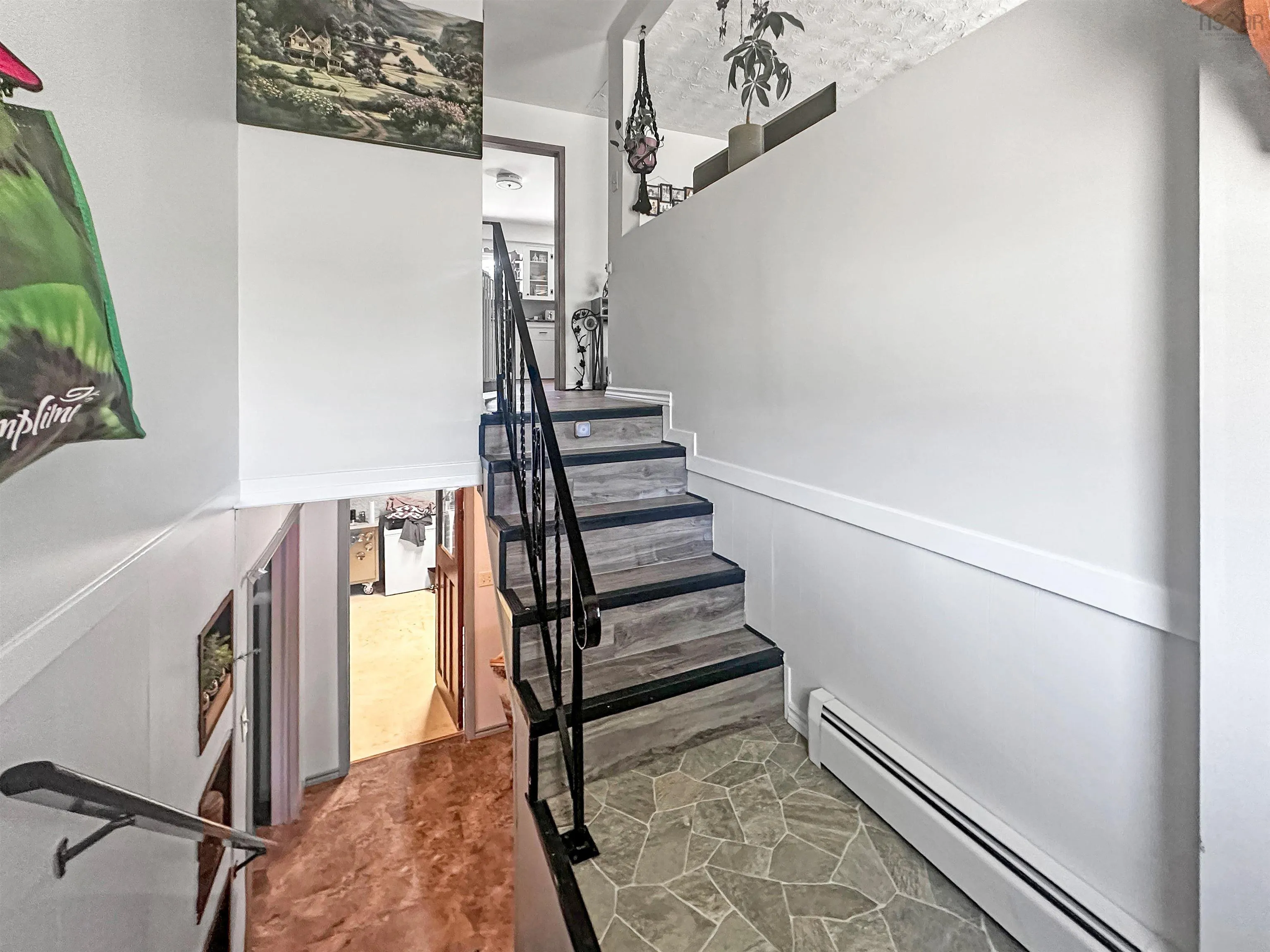 387 Lawrence Road, Rockland, NS B0P 1E0, 3 Bedrooms Bedrooms, ,1 BathroomBathrooms,Residential,For Sale,Lawrence,202522052