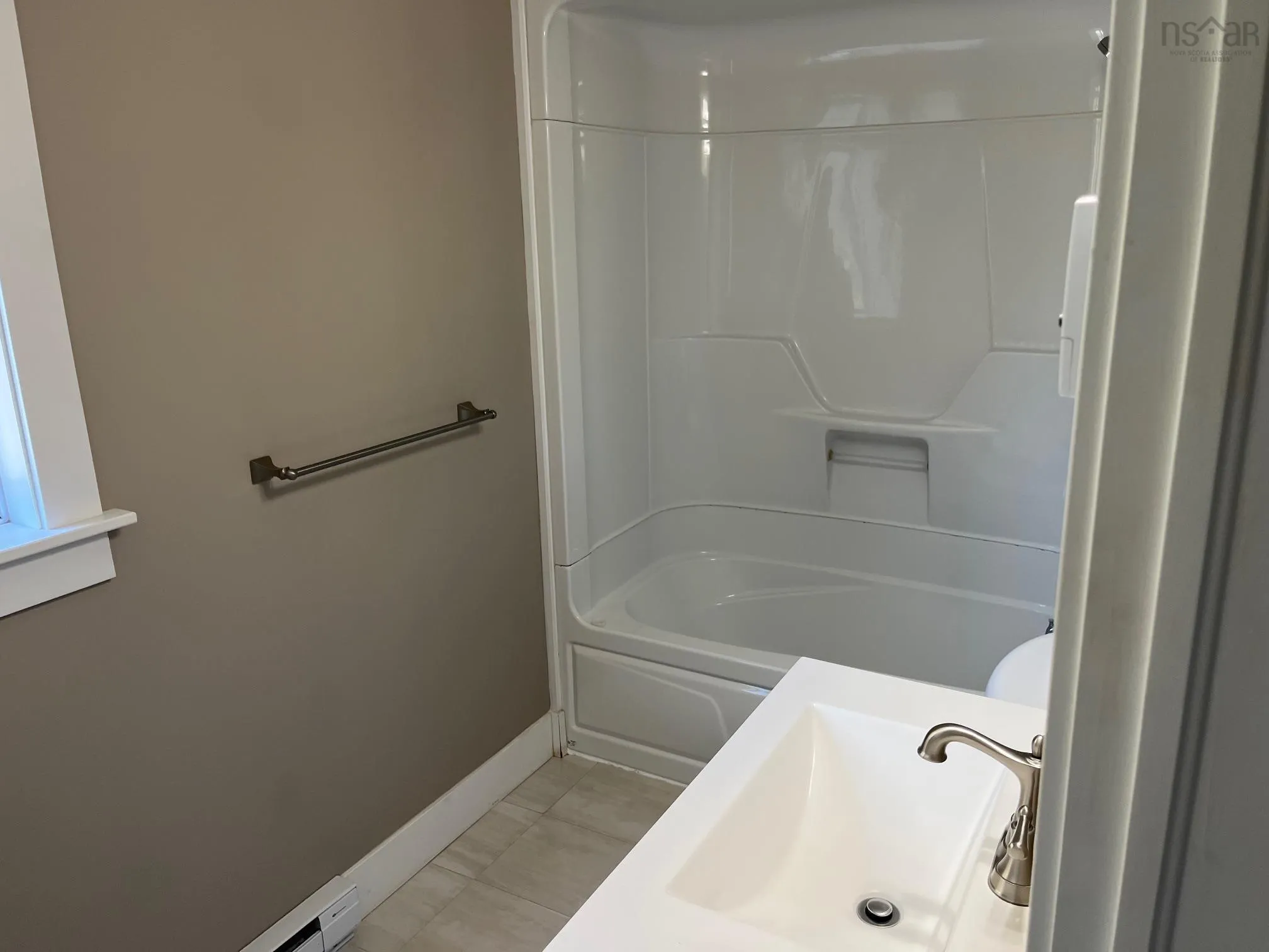 19 Denneb Crescent, Lower Sackville, NS B4E 1T9, 3 Bedrooms Bedrooms, ,2 BathroomsBathrooms,Residential,For Sale,Denneb,202523671