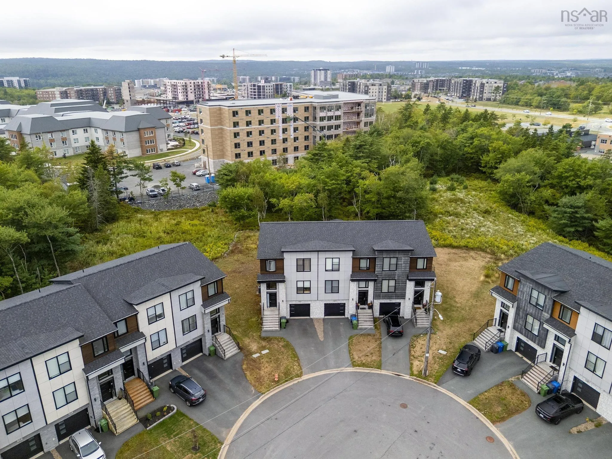 25 Alamir Court, Halifax, NS B3M 0N3, 4 Bedrooms Bedrooms, ,4 BathroomsBathrooms,Residential,For Sale,Alamir,202521862