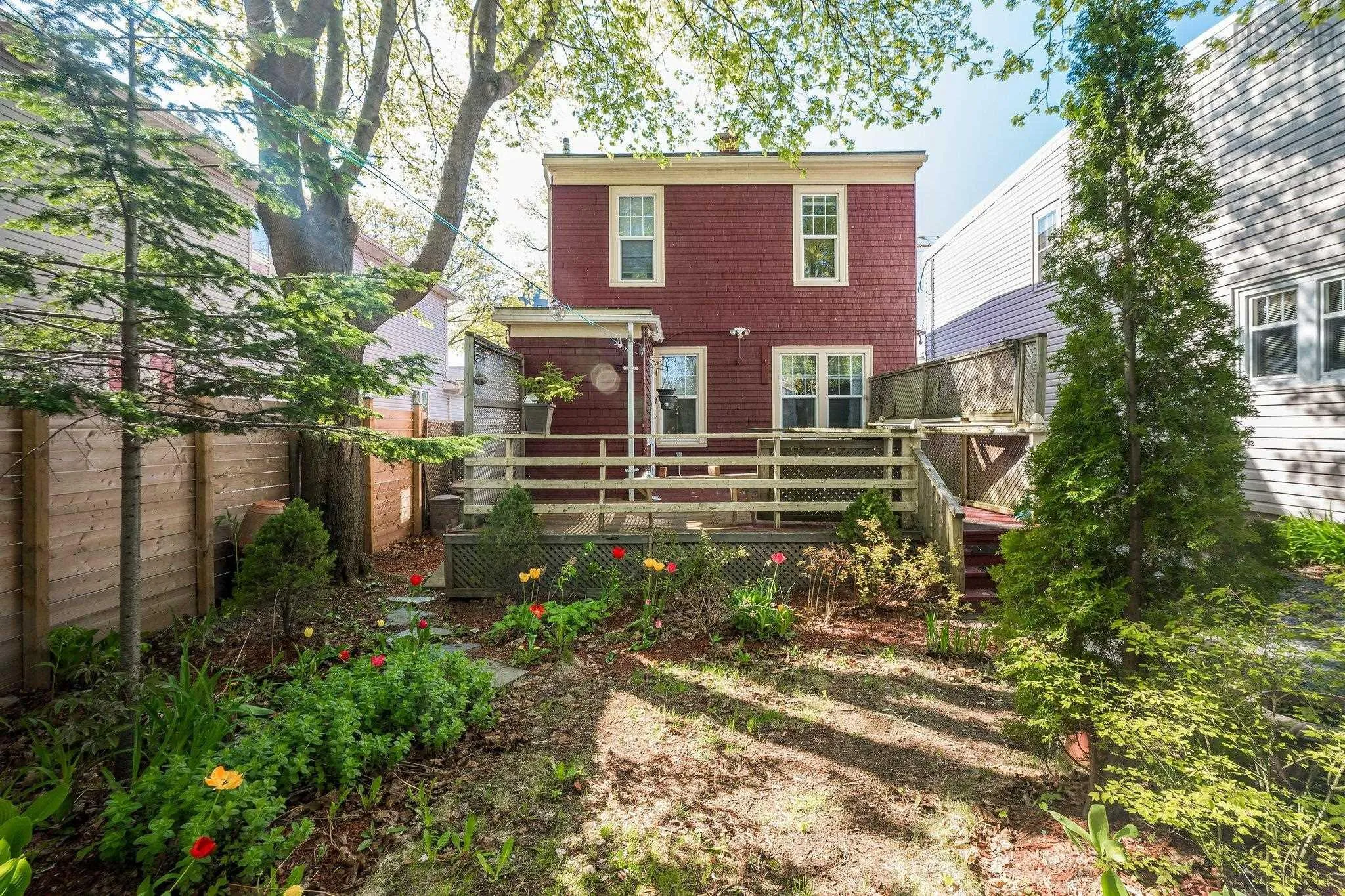 6311 Yale Street, Halifax, NS B3L 1C9, 3 Bedrooms Bedrooms, ,1 BathroomBathrooms,Residential,For Sale,Yale,202520988