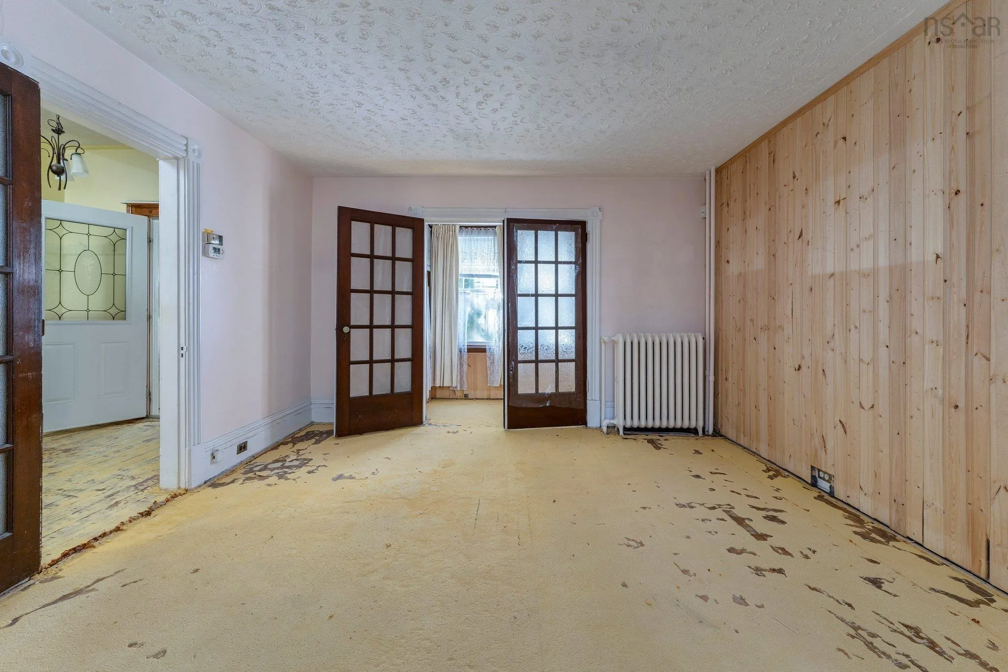 6311 Yale Street, Halifax, NS B3L 1C9, 3 Bedrooms Bedrooms, ,1 BathroomBathrooms,Residential,For Sale,Yale,202520988