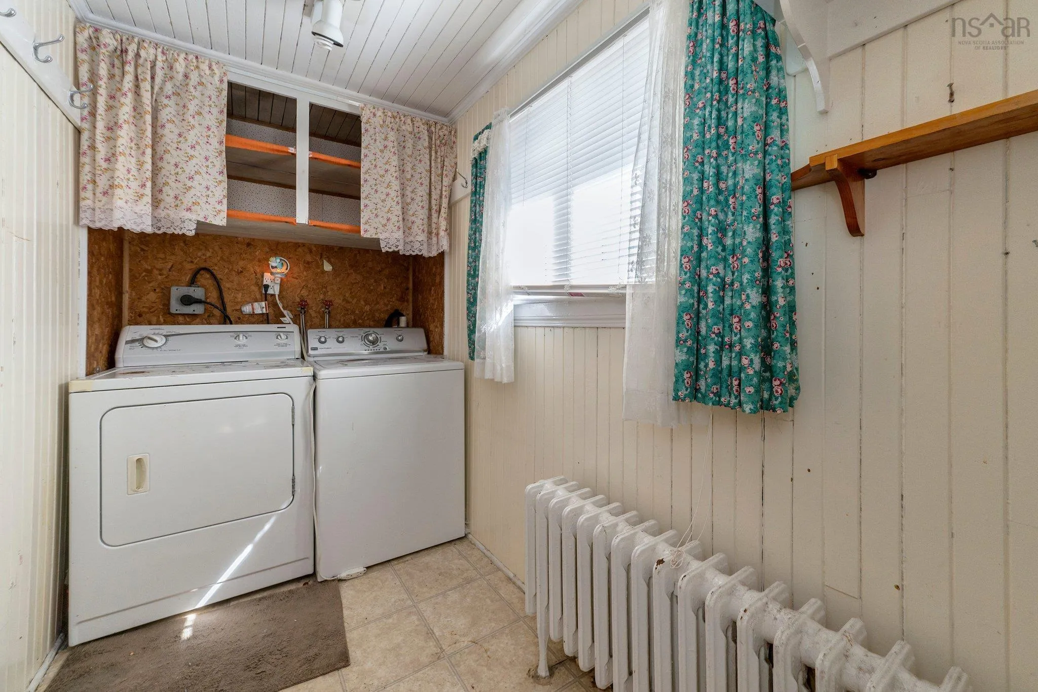 6311 Yale Street, Halifax, NS B3L 1C9, 3 Bedrooms Bedrooms, ,1 BathroomBathrooms,Residential,For Sale,Yale,202520988