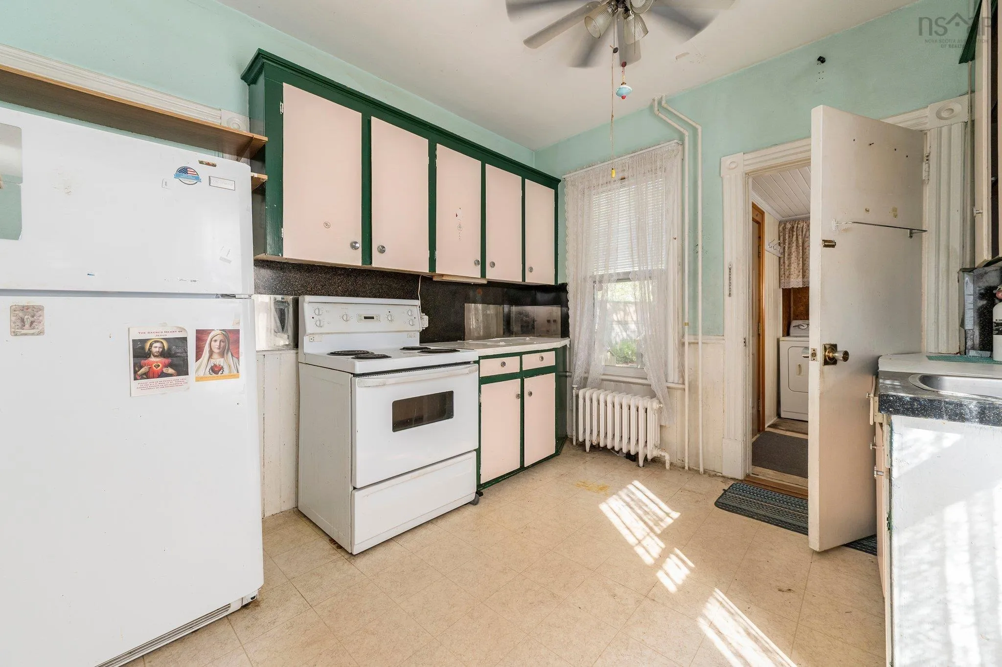 6311 Yale Street, Halifax, NS B3L 1C9, 3 Bedrooms Bedrooms, ,1 BathroomBathrooms,Residential,For Sale,Yale,202520988