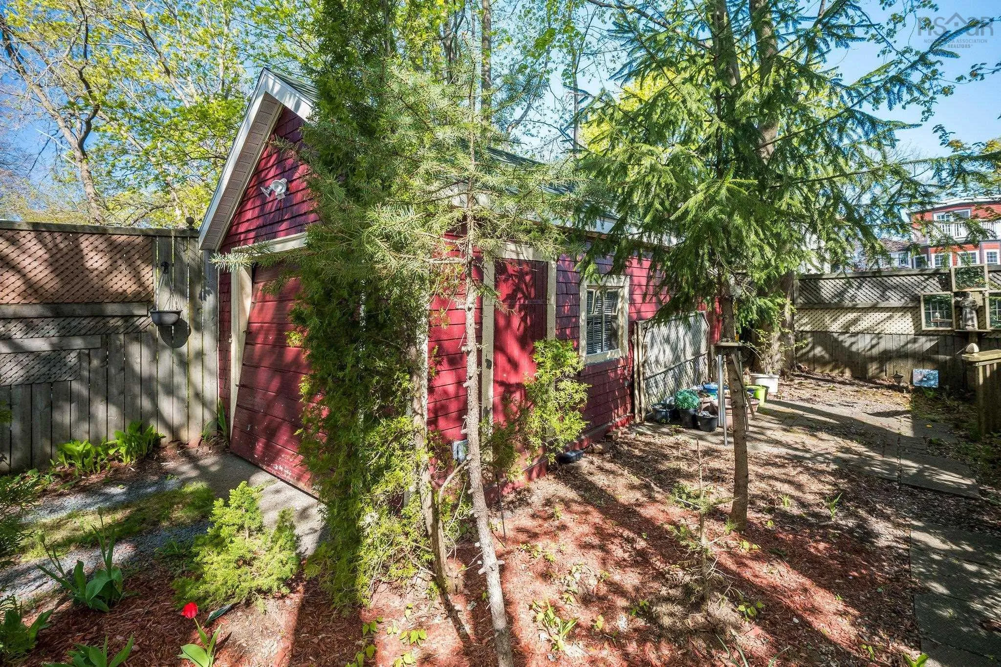 6311 Yale Street, Halifax, NS B3L 1C9, 3 Bedrooms Bedrooms, ,1 BathroomBathrooms,Residential,For Sale,Yale,202520988