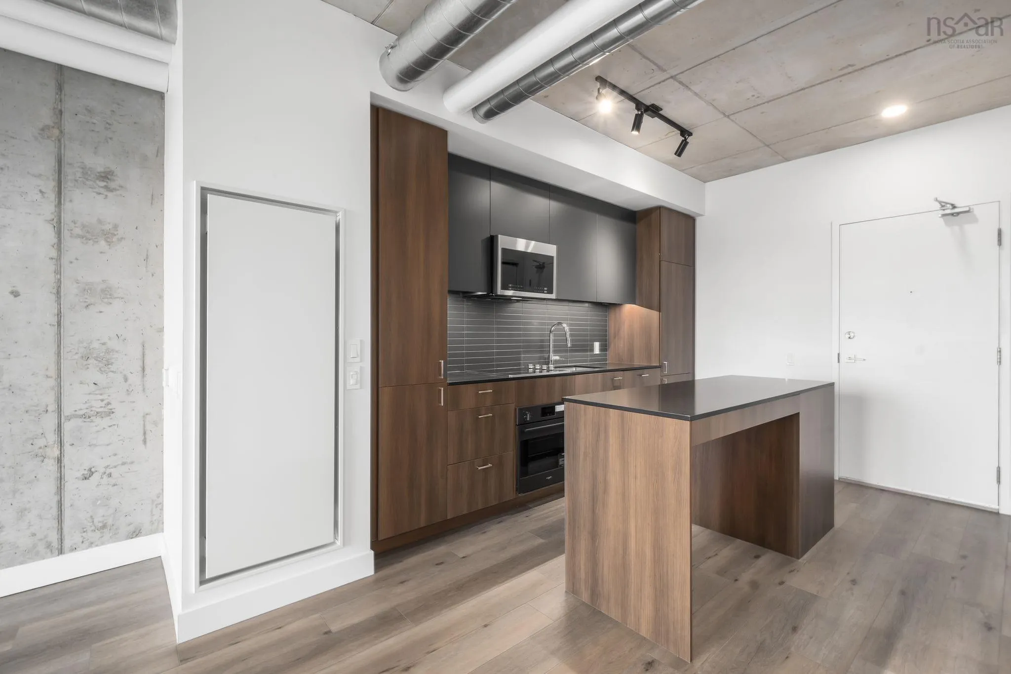 608-5511 Bilby Street, Halifax, NS B3K 1V4, 2 Bedrooms Bedrooms, ,1 BathroomBathrooms,Residential,For Sale,Bilby,202520970