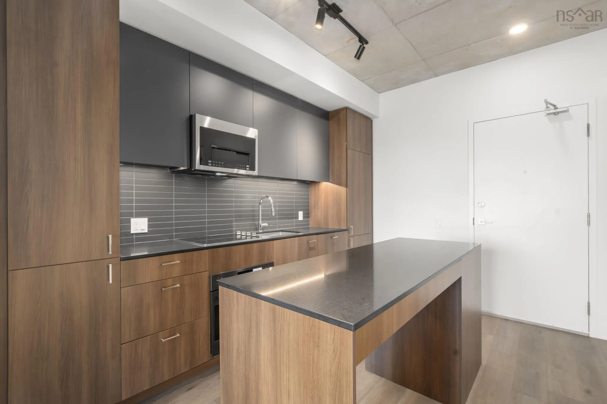 608-5511 Bilby Street, Halifax, NS B3K 1V4, 2 Bedrooms Bedrooms, ,1 BathroomBathrooms,Residential,For Sale,Bilby,202520970