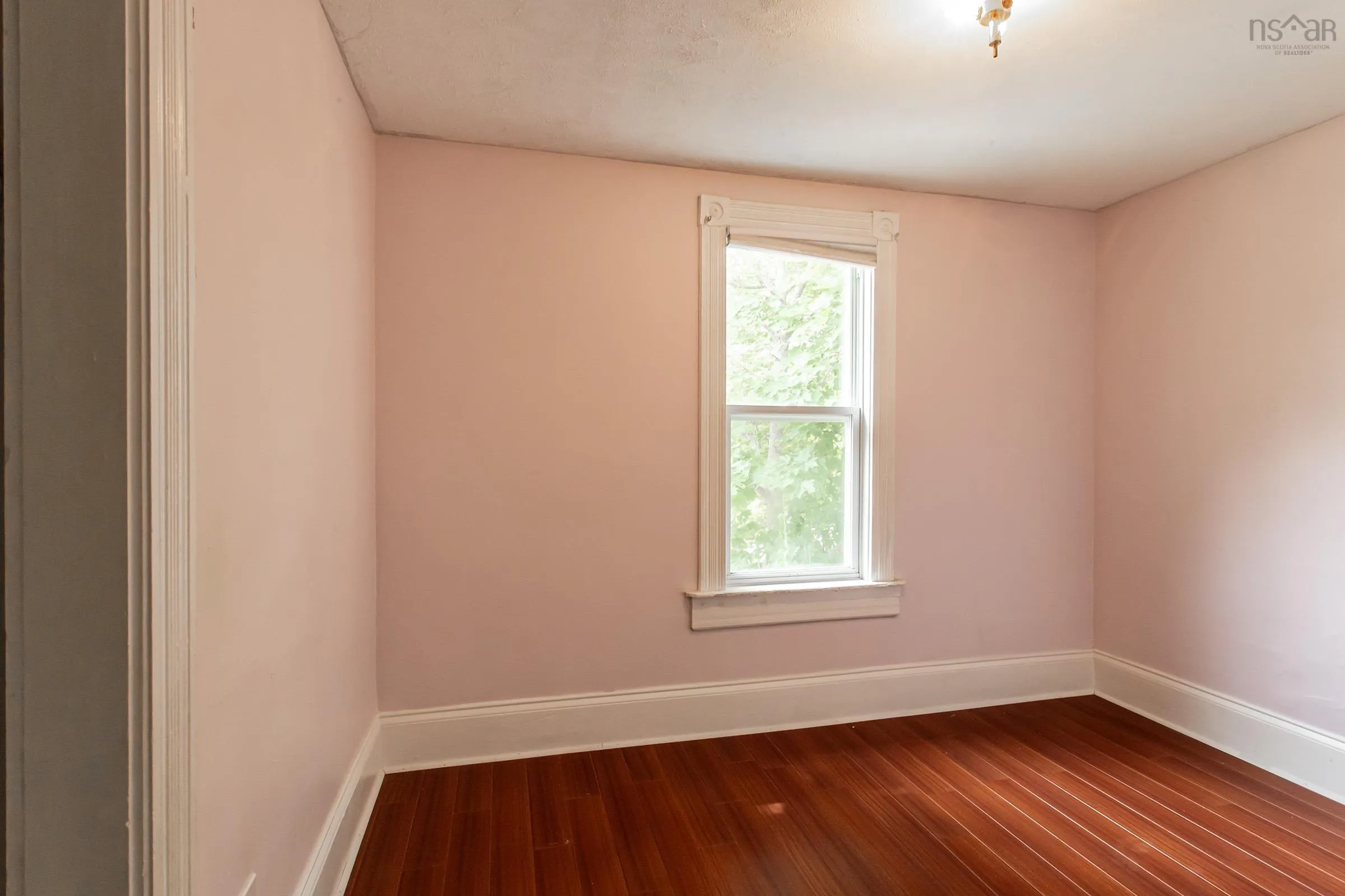 17 Queen Street, Middleton Ns B0s 1p0, 5 Bedrooms Bedrooms, ,3 BathroomsBathrooms,Residential,For Sale,Queen,202507931