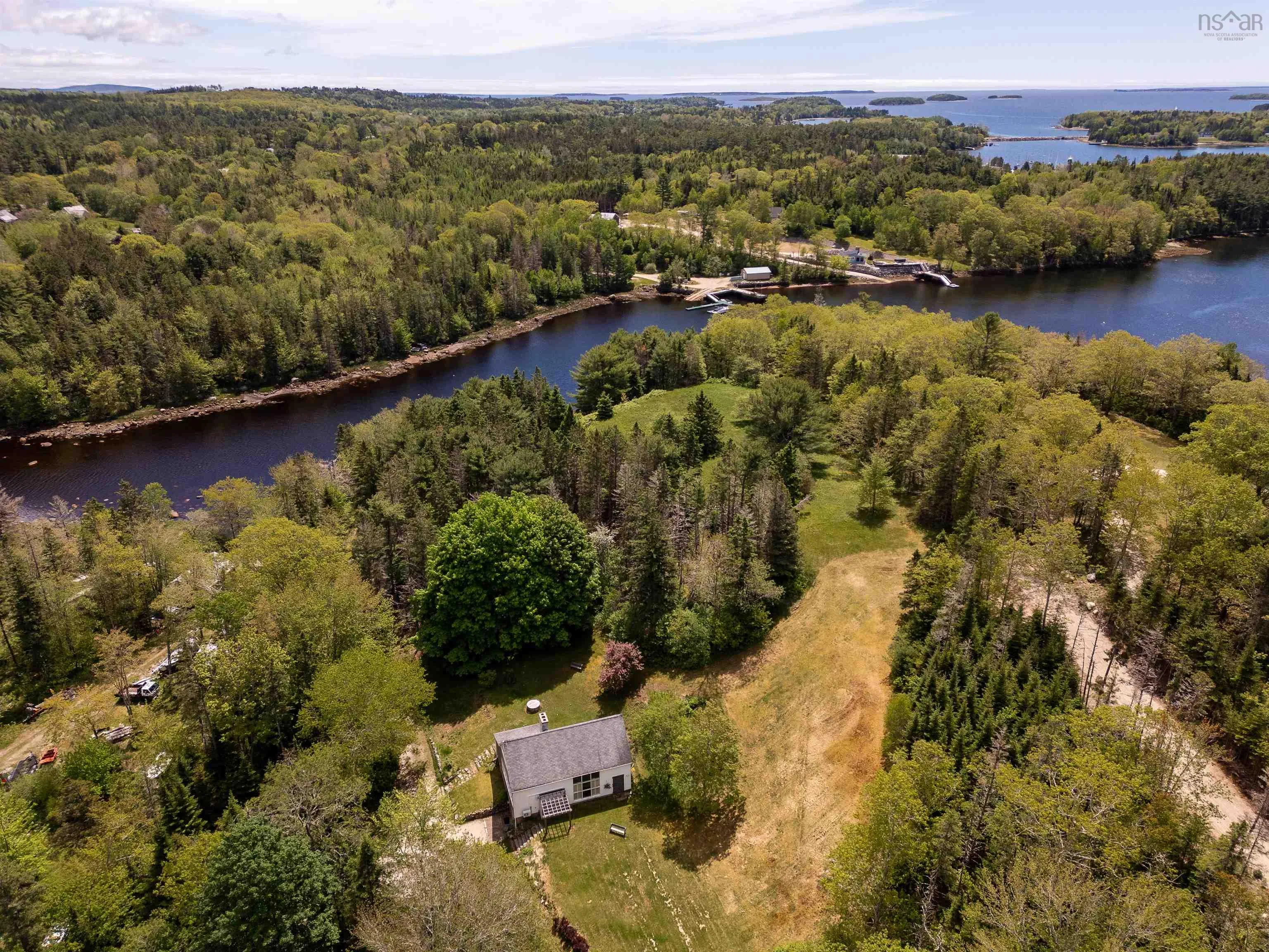 36 Latimer Lane, Chester Basin, NS B0J 1K0, 2 Bedrooms Bedrooms, ,2 BathroomsBathrooms,Residential,For Sale,Latimer,202513587