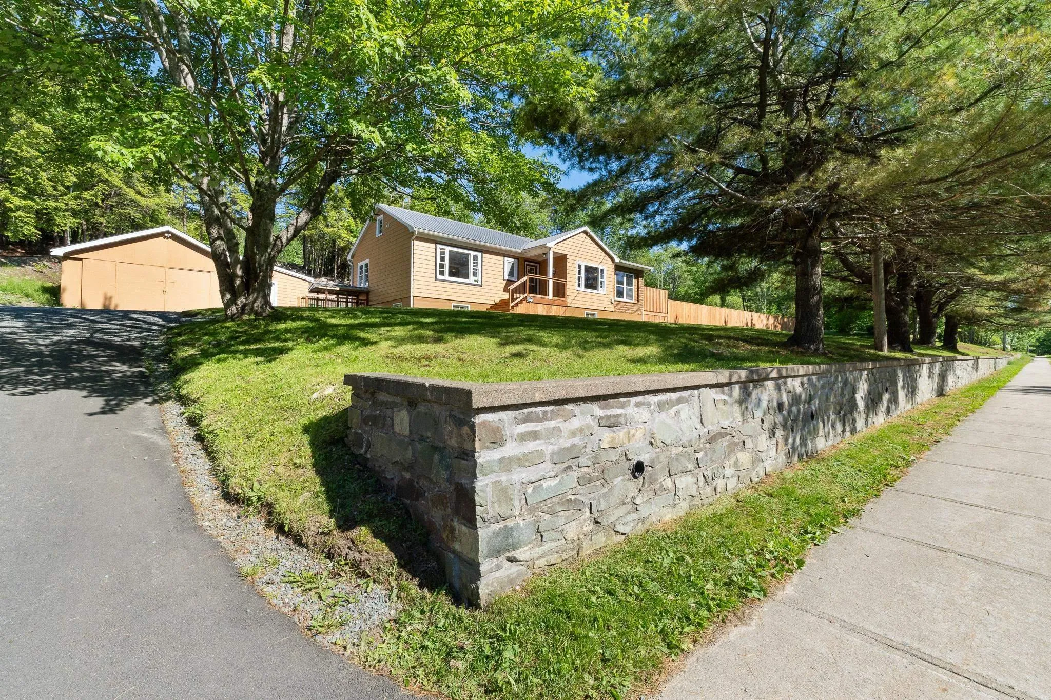 3650 Highway 2 Highway, Fletchers Lake, NS B2T 1H7, 3 Bedrooms Bedrooms, ,1 BathroomBathrooms,Residential,For Sale,Highway 2,202520722