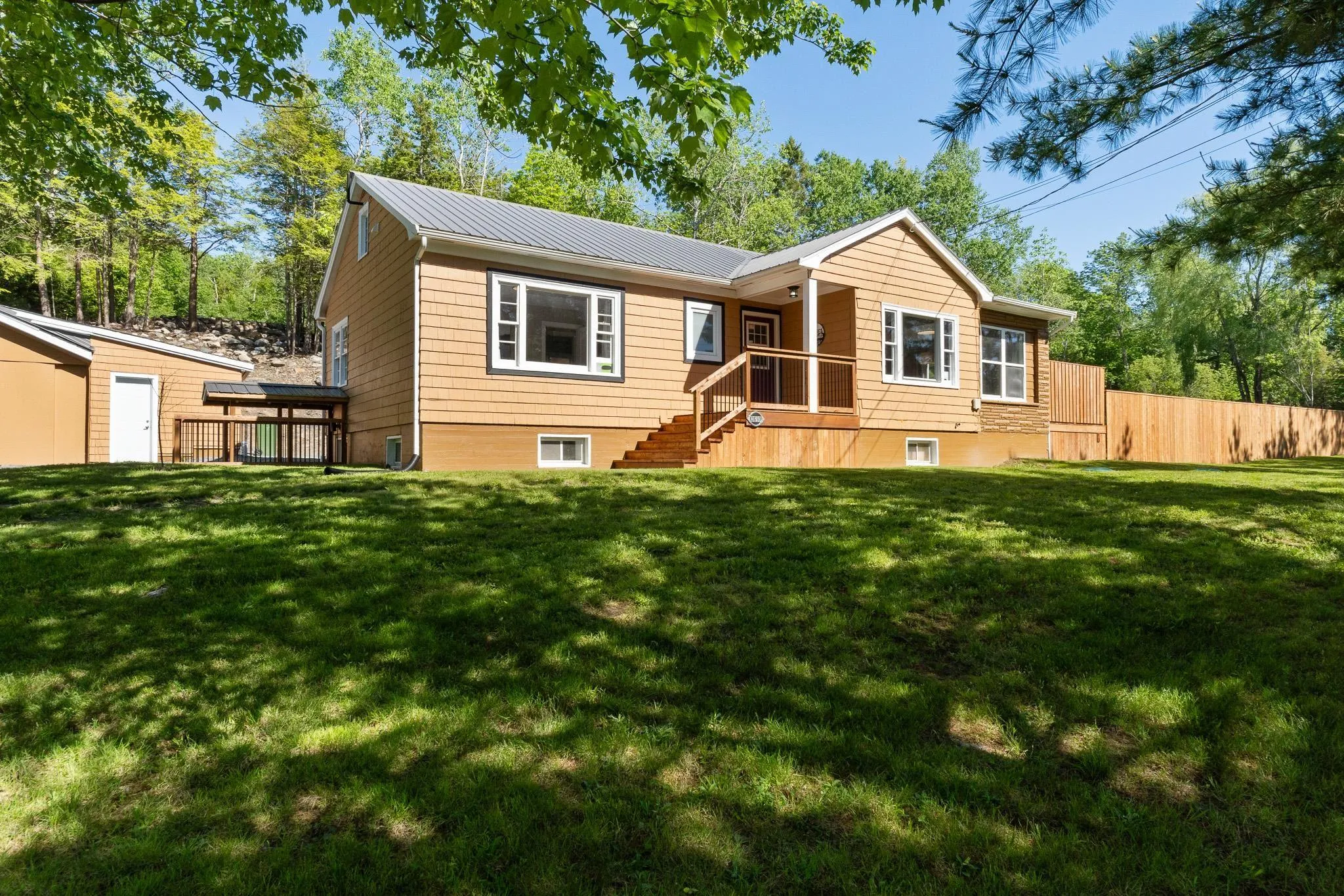 3650 Highway 2 Highway, Fletchers Lake, NS B2T 1H7, 3 Bedrooms Bedrooms, ,1 BathroomBathrooms,Residential,For Sale,Highway 2,202520722