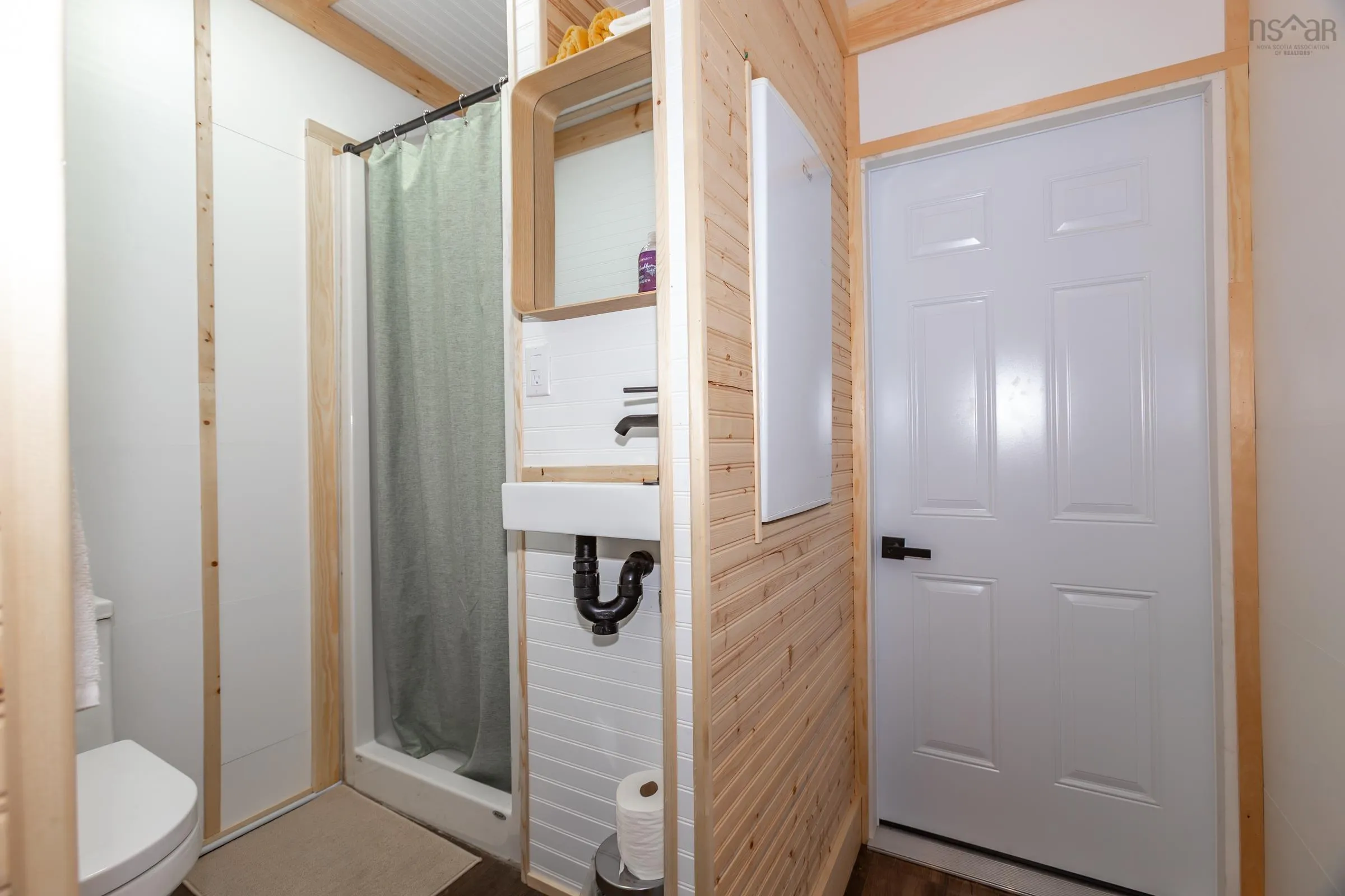 83 Virginia Road, Virginia East, NS B0S 1G0, 1 Bedroom Bedrooms, ,2 BathroomsBathrooms,Residential,For Sale,Virginia,202523720