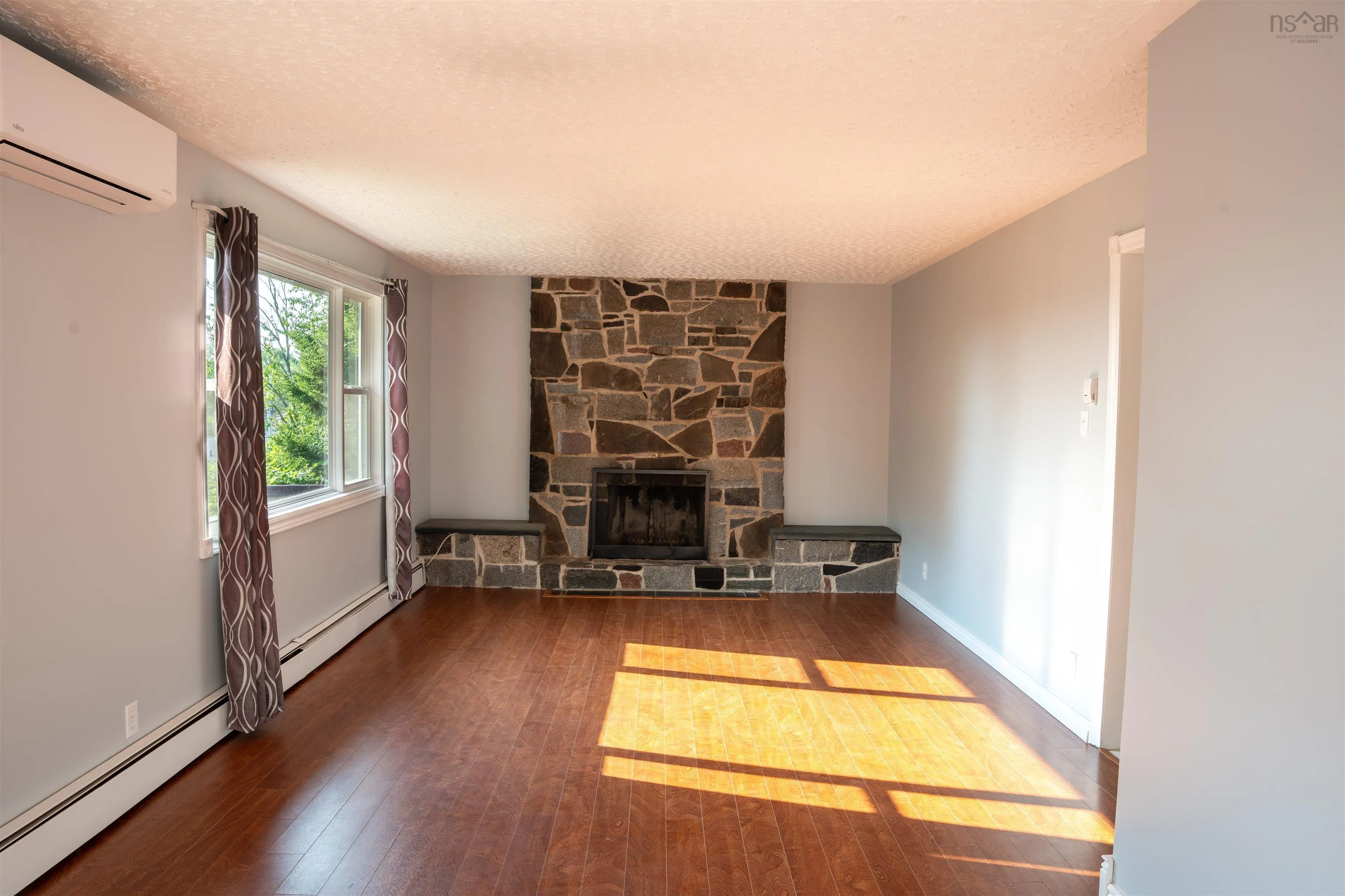 17 Tilley Court, Lower Sackville, NS B4C 1S9, 4 Bedrooms Bedrooms, ,2 BathroomsBathrooms,Residential,For Sale,Tilley,202518047