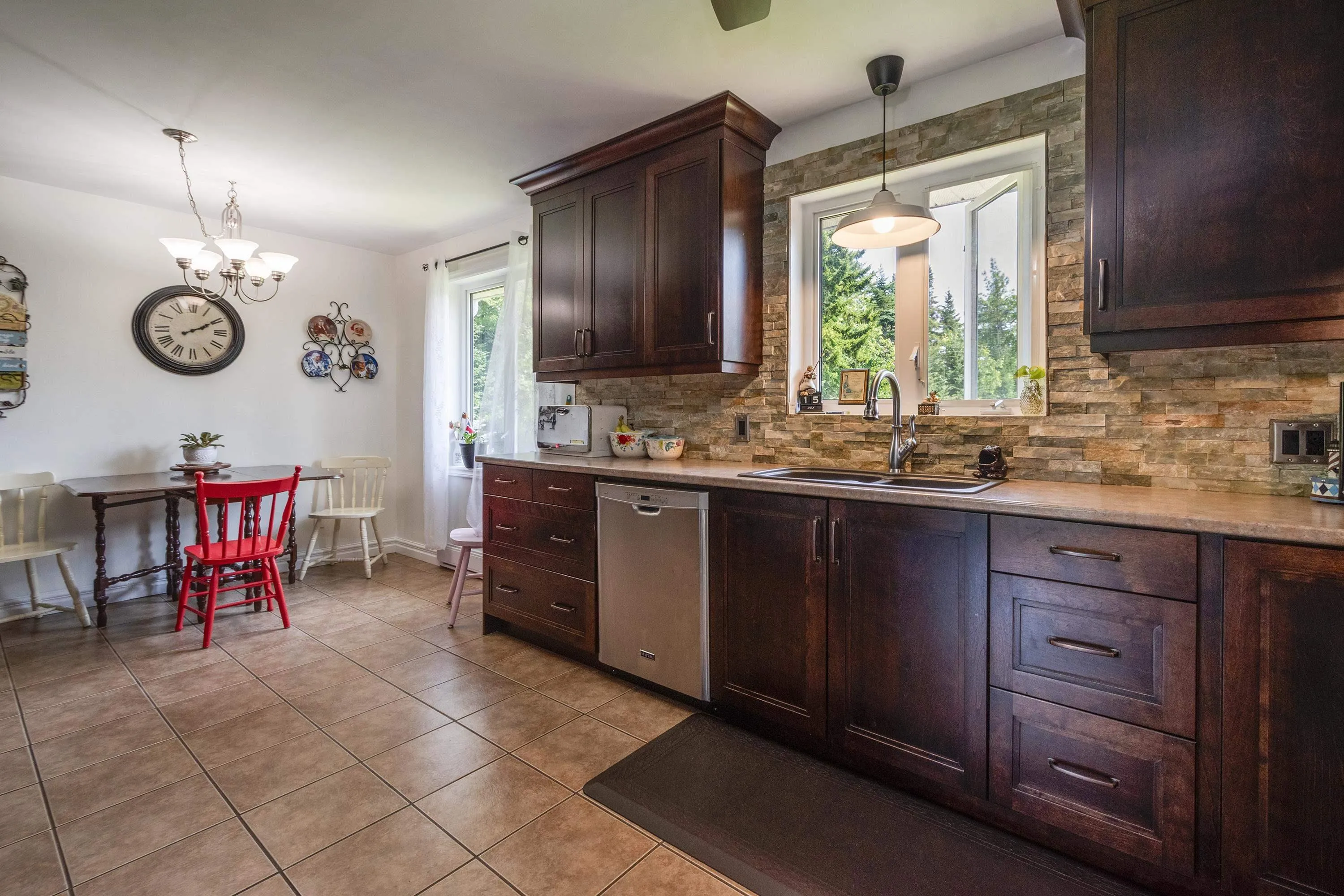 9 Jan Marie Drive, Lawrencetown, NS B2Z 1E2, 3 Bedrooms Bedrooms, ,2 BathroomsBathrooms,Residential,For Sale,Jan Marie,202518024