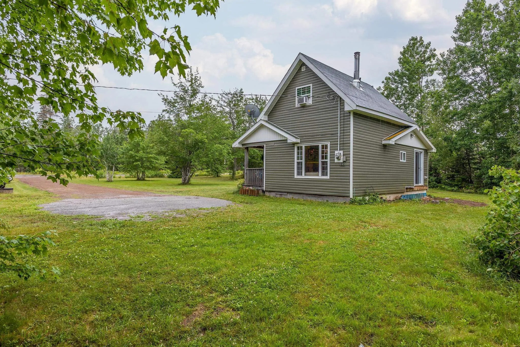 2307 Scotsburn Road, Plainfield, NS B0K 1R0, 2 Bedrooms Bedrooms, ,1 BathroomBathrooms,Residential,For Sale,Scotsburn,202516947