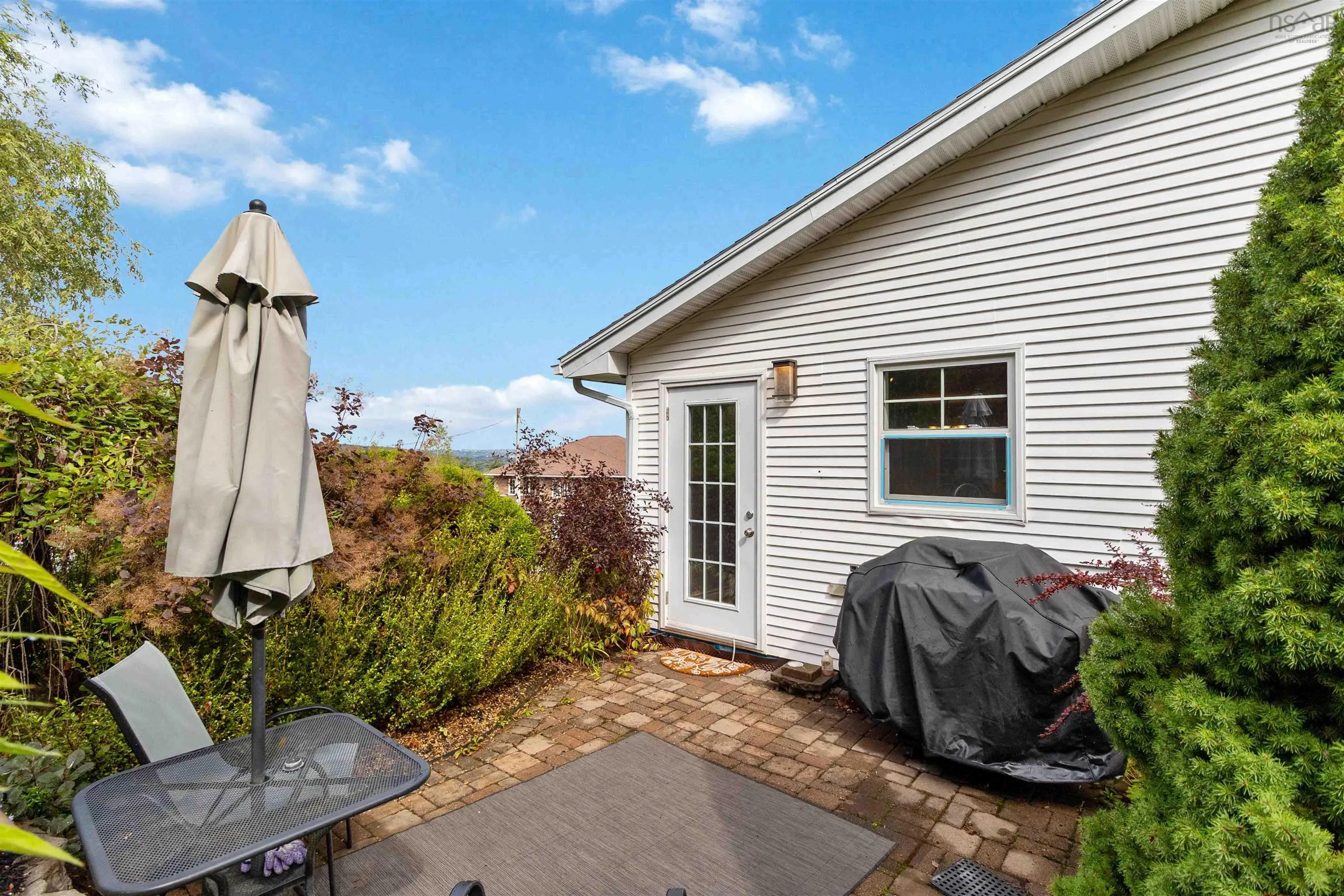 28 Flinns Hill, Bedford, NS B4A 3S8, 4 Bedrooms Bedrooms, ,3 BathroomsBathrooms,Residential,For Sale,Flinns Hill,202522996