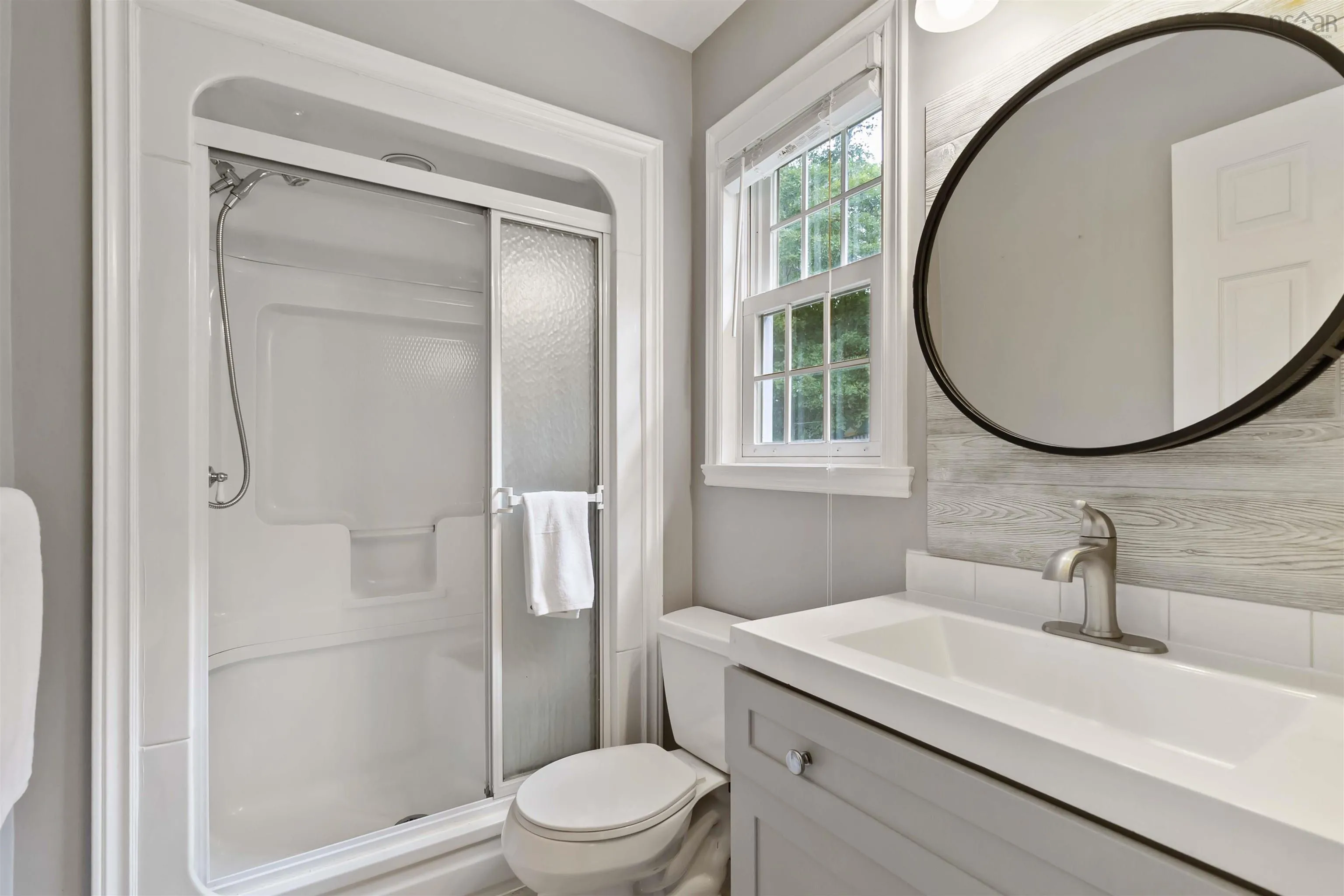28 Flinns Hill, Bedford, NS B4A 3S8, 4 Bedrooms Bedrooms, ,3 BathroomsBathrooms,Residential,For Sale,Flinns Hill,202522996