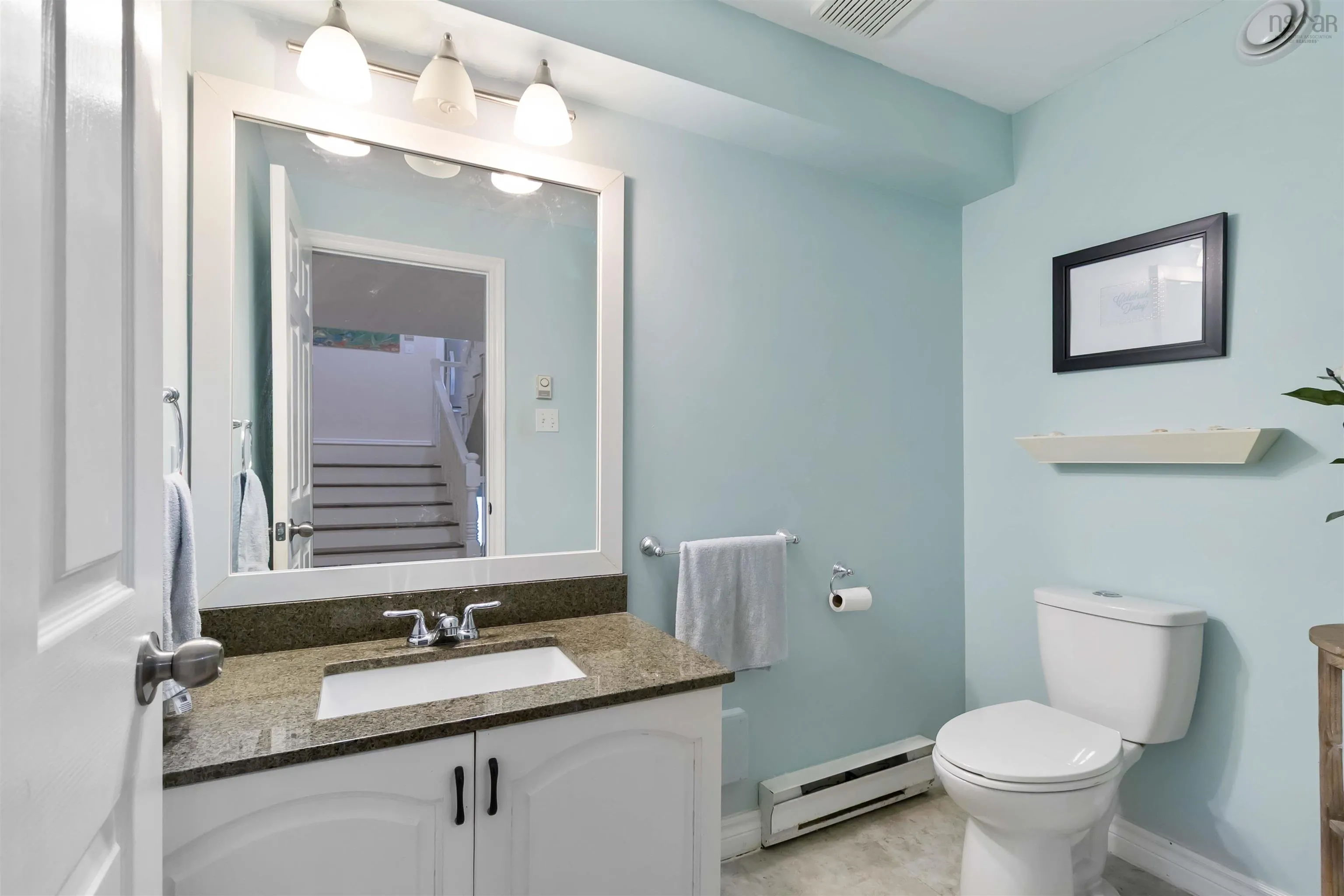 28 Flinns Hill, Bedford, NS B4A 3S8, 4 Bedrooms Bedrooms, ,3 BathroomsBathrooms,Residential,For Sale,Flinns Hill,202522996