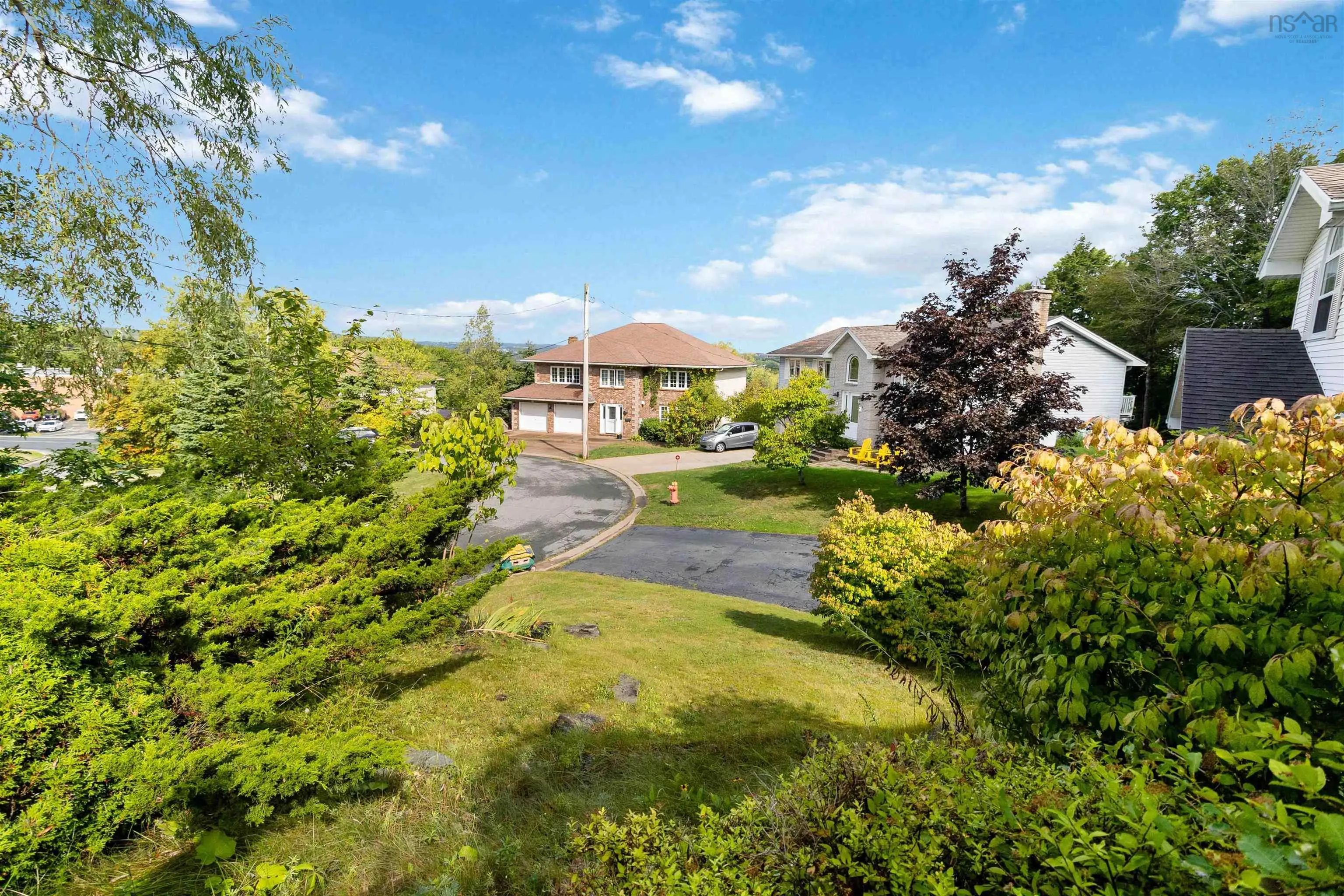 28 Flinns Hill, Bedford, NS B4A 3S8, 4 Bedrooms Bedrooms, ,3 BathroomsBathrooms,Residential,For Sale,Flinns Hill,202522996