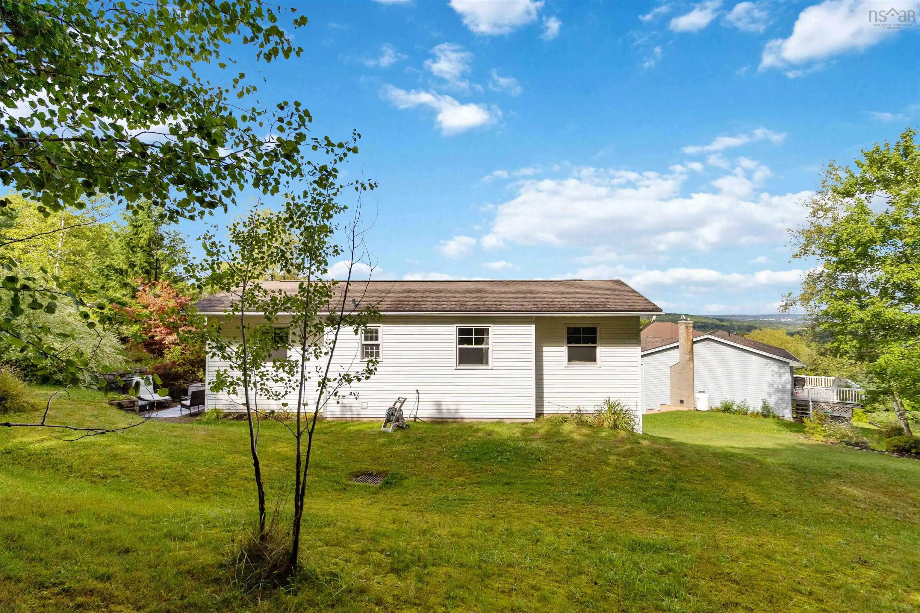 28 Flinns Hill, Bedford, NS B4A 3S8, 4 Bedrooms Bedrooms, ,3 BathroomsBathrooms,Residential,For Sale,Flinns Hill,202522996