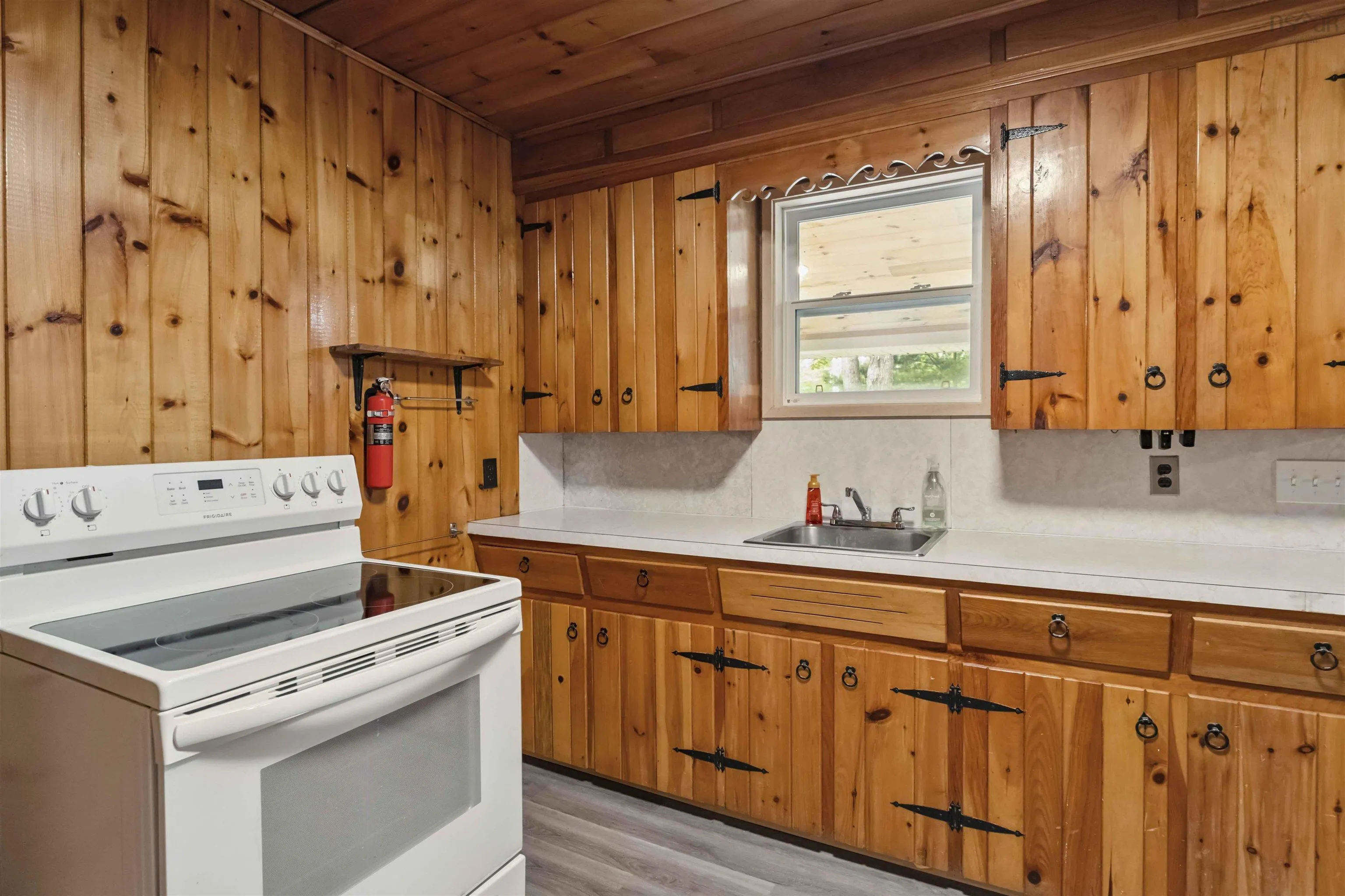 34 Cove Road, East Dalhousie, NS B0P 1H0, 2 Bedrooms Bedrooms, ,1 BathroomBathrooms,Residential,For Sale,Cove,202517934