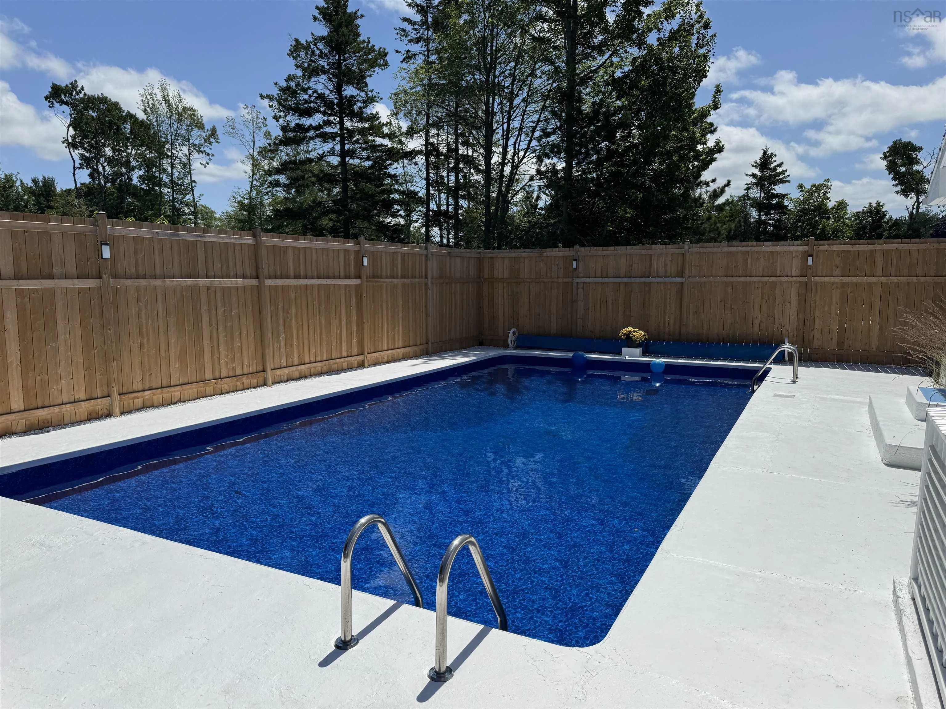 95 Poplar Street, Stellarton, NS B0K 1S0, 3 Bedrooms Bedrooms, ,3 BathroomsBathrooms,Residential,For Sale,Poplar,202518121
