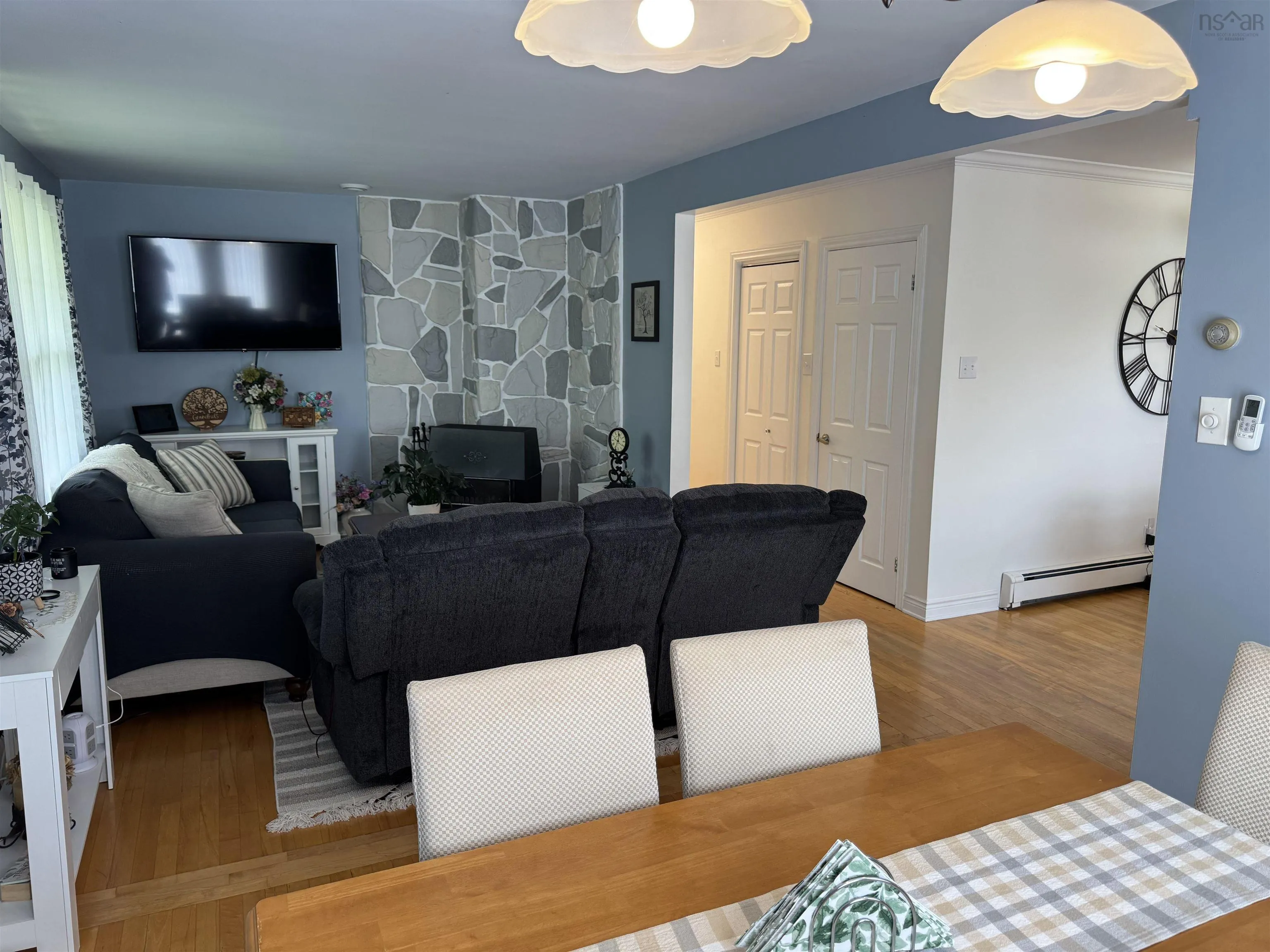 95 Poplar Street, Stellarton, NS B0K 1S0, 3 Bedrooms Bedrooms, ,3 BathroomsBathrooms,Residential,For Sale,Poplar,202518121