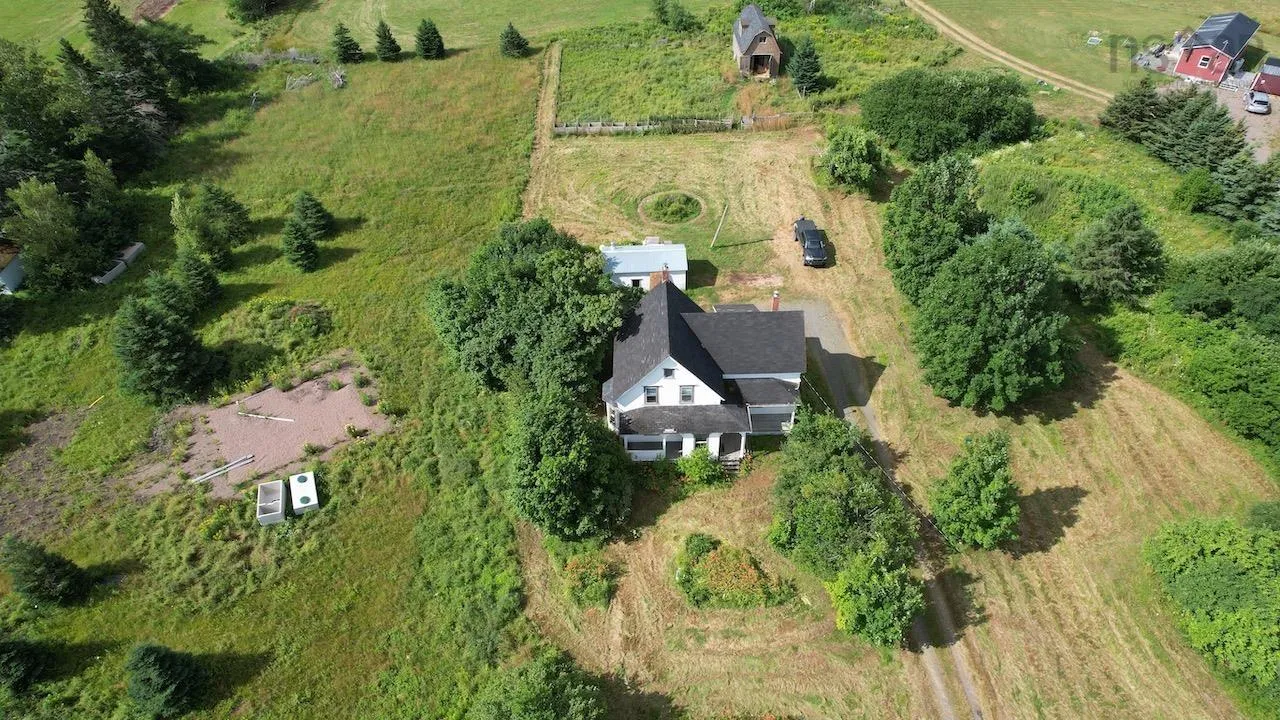 9372 Highway 6 Highway, Pugwash, NS B0K 1L0, 4 Bedrooms Bedrooms, ,2 BathroomsBathrooms,Residential,For Sale,Highway 6,202518592