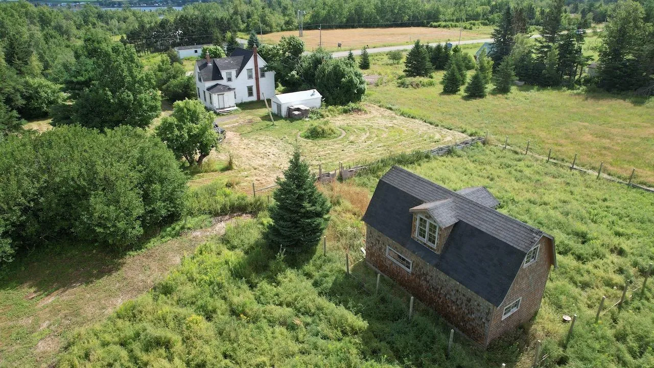 9372 Highway 6 Highway, Pugwash, NS B0K 1L0, 4 Bedrooms Bedrooms, ,2 BathroomsBathrooms,Residential,For Sale,Highway 6,202518592