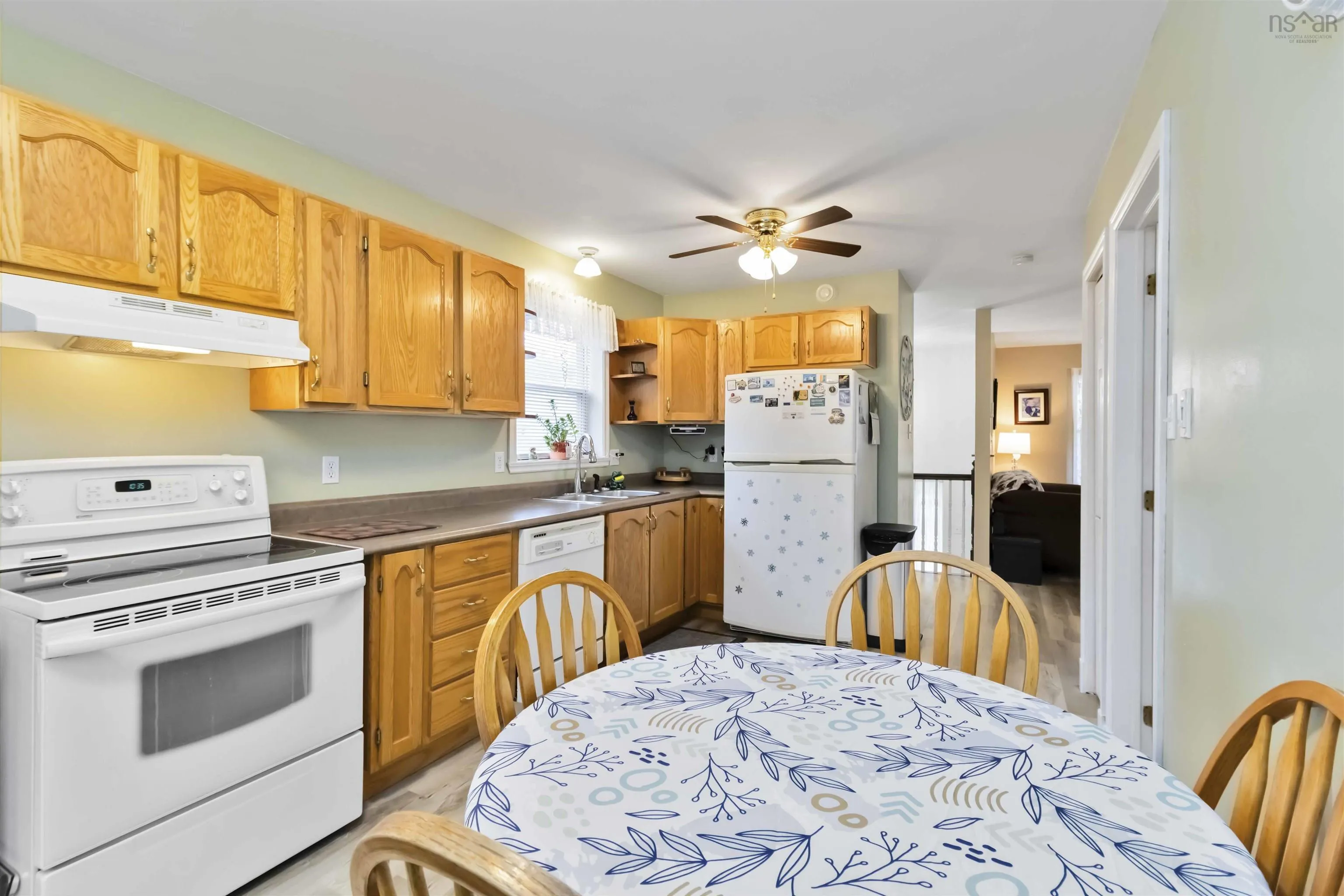 168 Hemlock Drive, Elmsdale, NS B2S 1C2, 4 Bedrooms Bedrooms, ,2 BathroomsBathrooms,Residential,For Sale,Hemlock,202517522