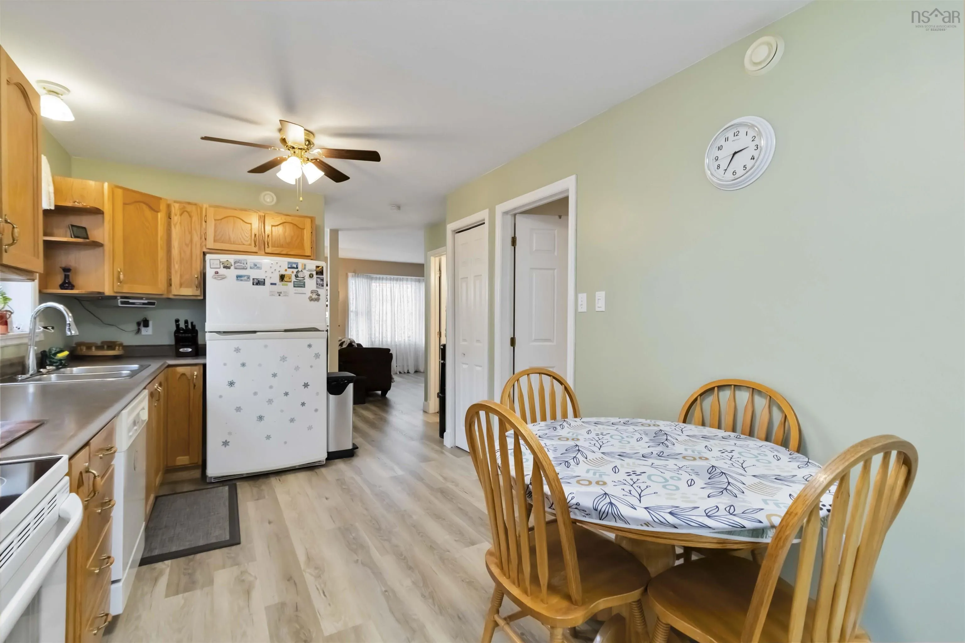 168 Hemlock Drive, Elmsdale, NS B2S 1C2, 4 Bedrooms Bedrooms, ,2 BathroomsBathrooms,Residential,For Sale,Hemlock,202517522