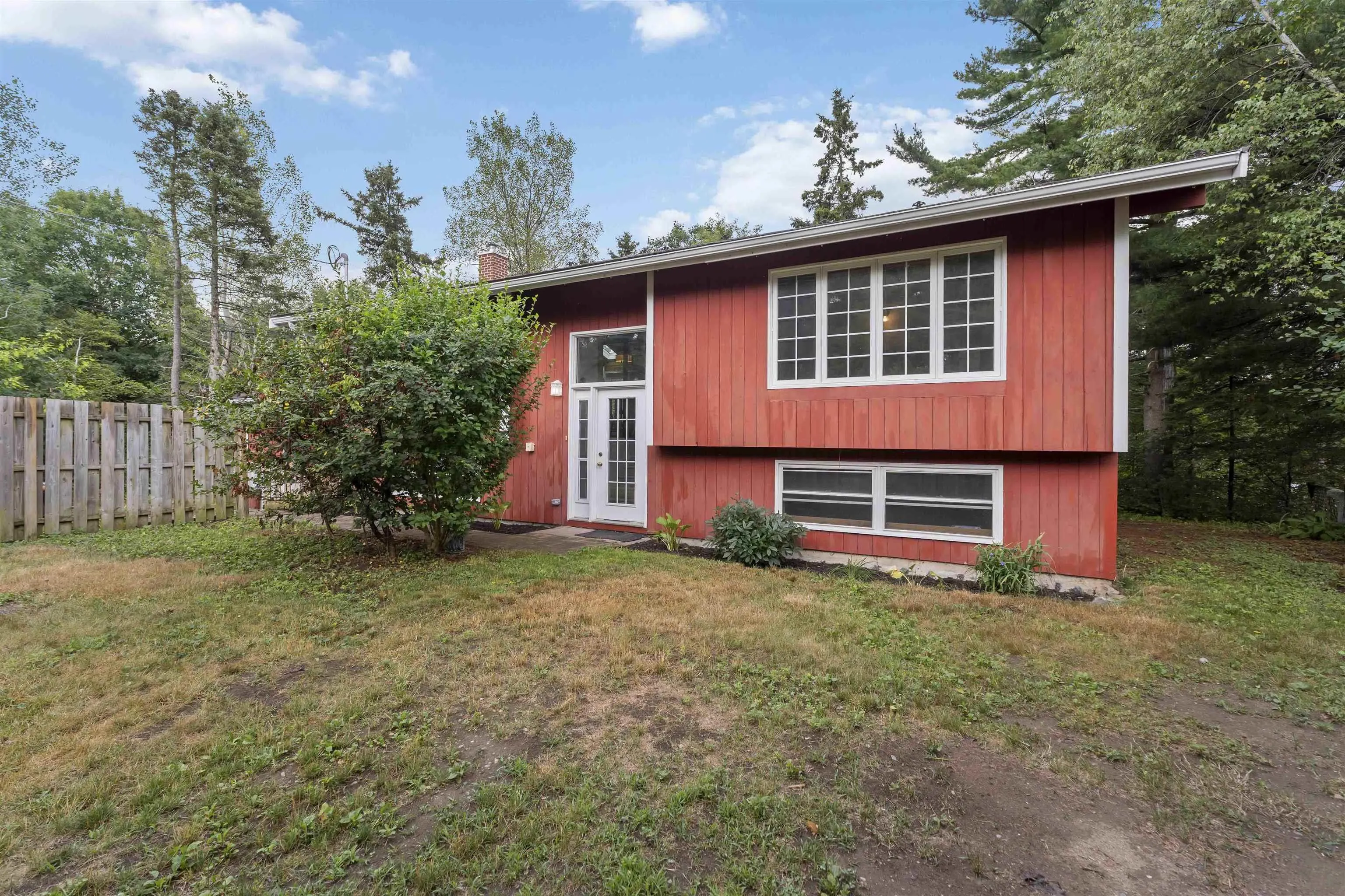 5 Minas Crescent, New Minas, NS B4N 4H1, 5 Bedrooms Bedrooms, ,2 BathroomsBathrooms,Residential,For Sale,Minas,202518609