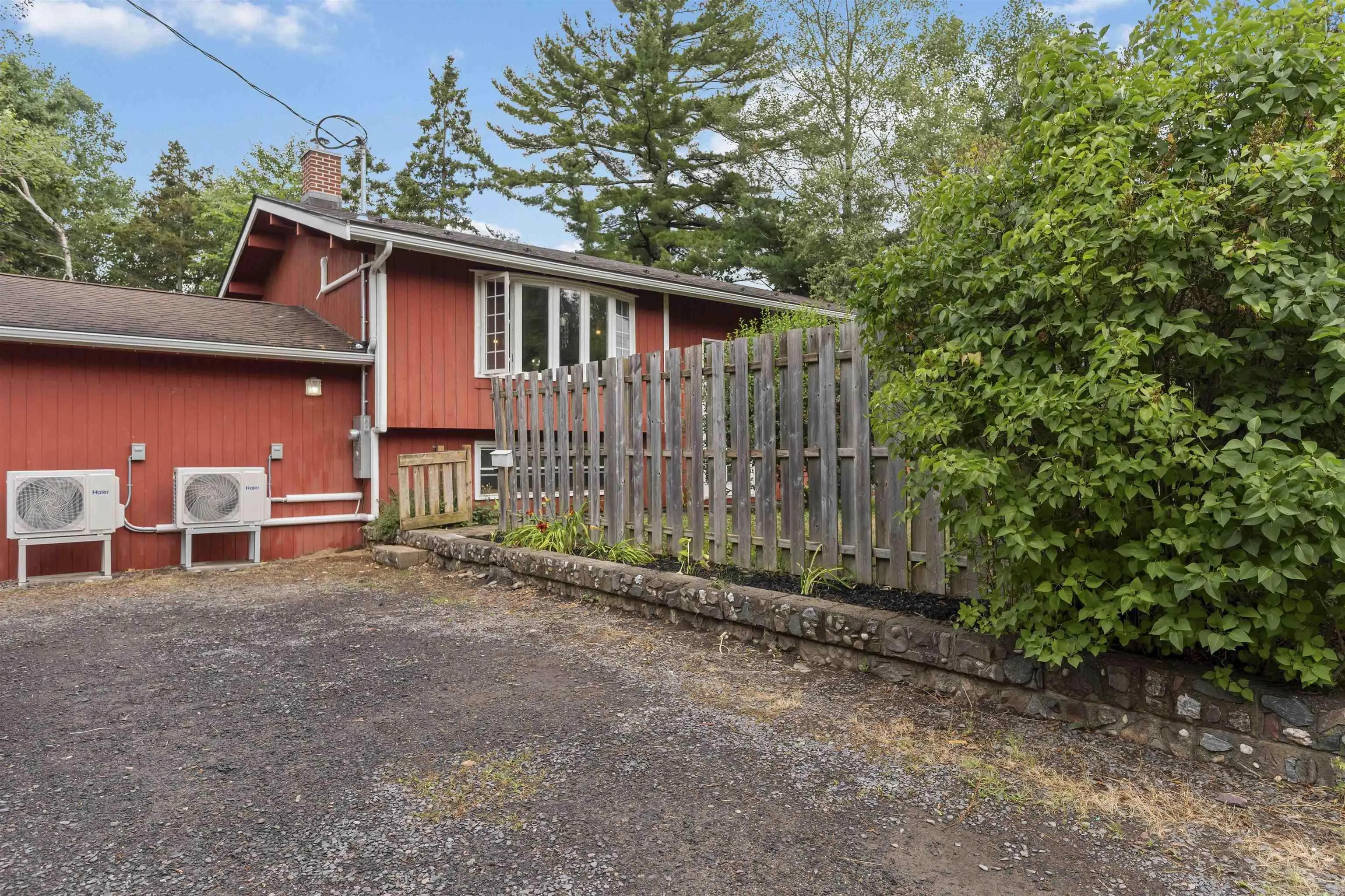 5 Minas Crescent, New Minas, NS B4N 4H1, 5 Bedrooms Bedrooms, ,2 BathroomsBathrooms,Residential,For Sale,Minas,202518609