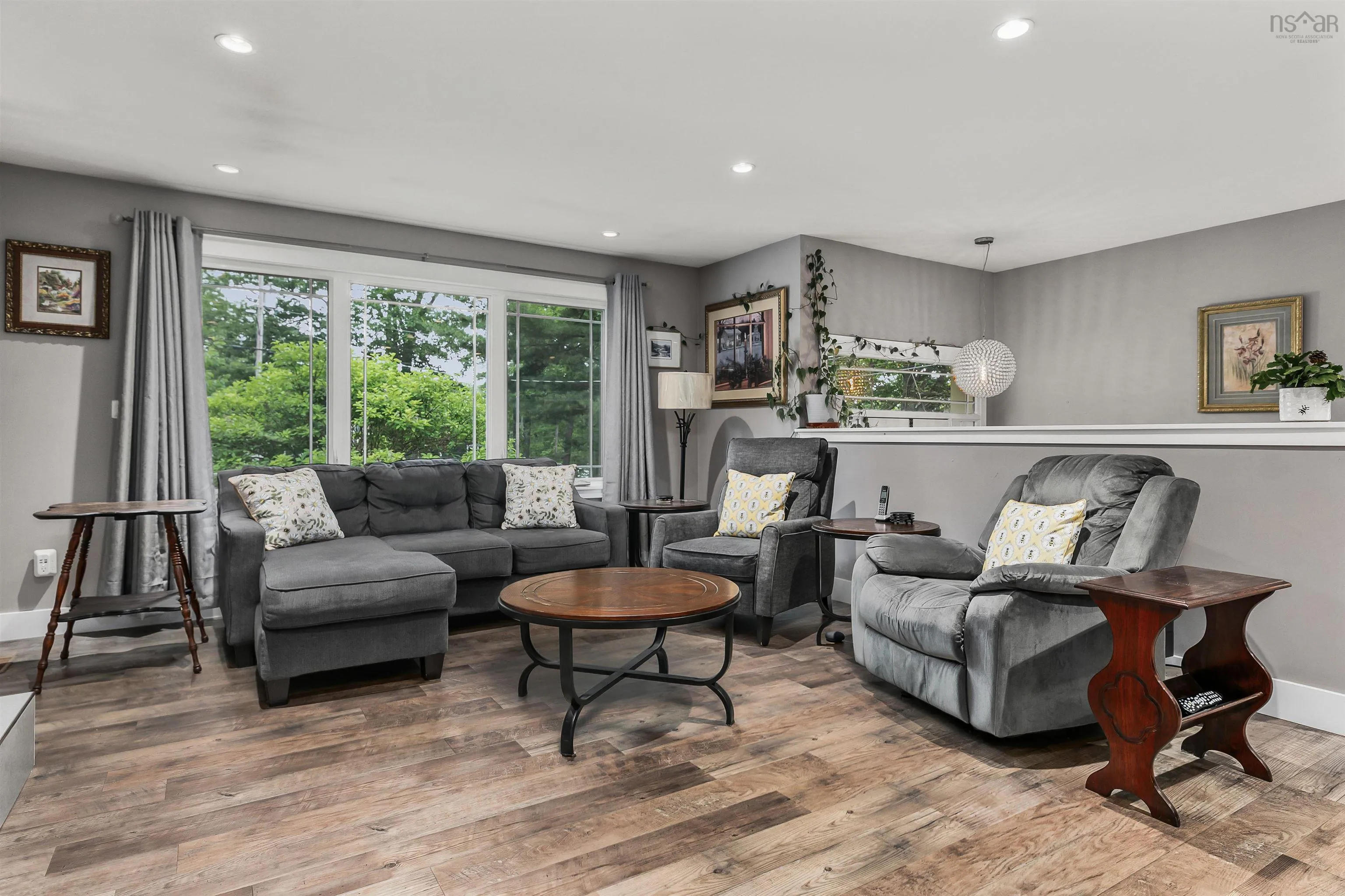 79 Ridge Avenue, Waverley, NS B2R 1G5, 4 Bedrooms Bedrooms, ,2 BathroomsBathrooms,Residential,For Sale,Ridge,202517848