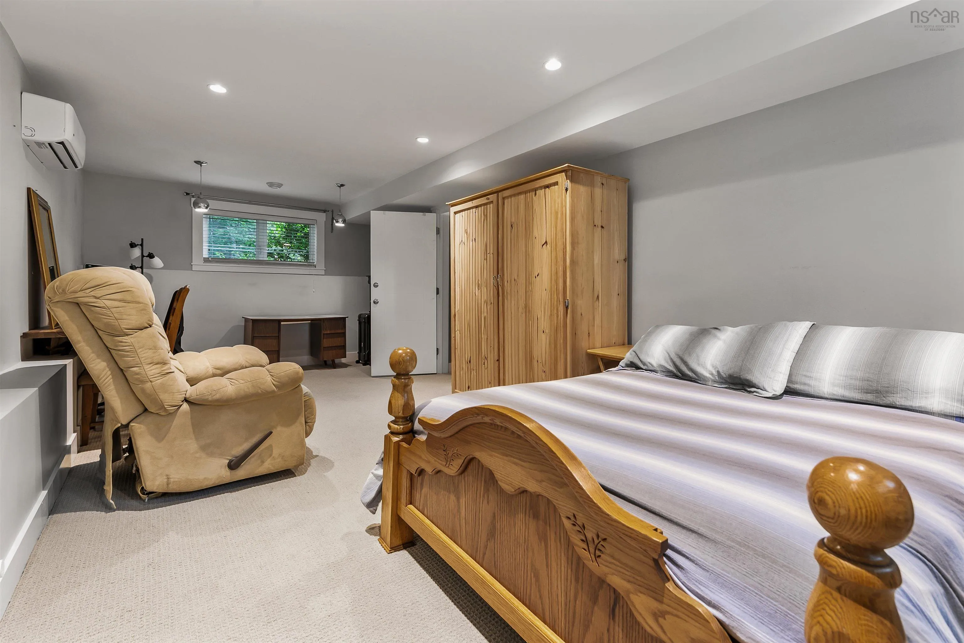 79 Ridge Avenue, Waverley, NS B2R 1G5, 4 Bedrooms Bedrooms, ,2 BathroomsBathrooms,Residential,For Sale,Ridge,202517848