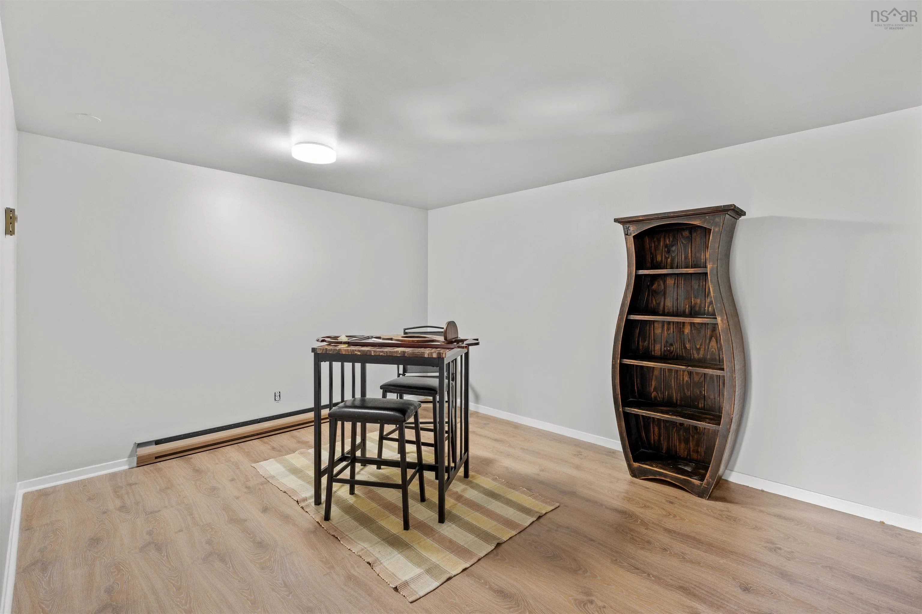 94 King Street, Digby, NS B0V 1A0, ,Residential Income,For Sale,King Street,202520355
