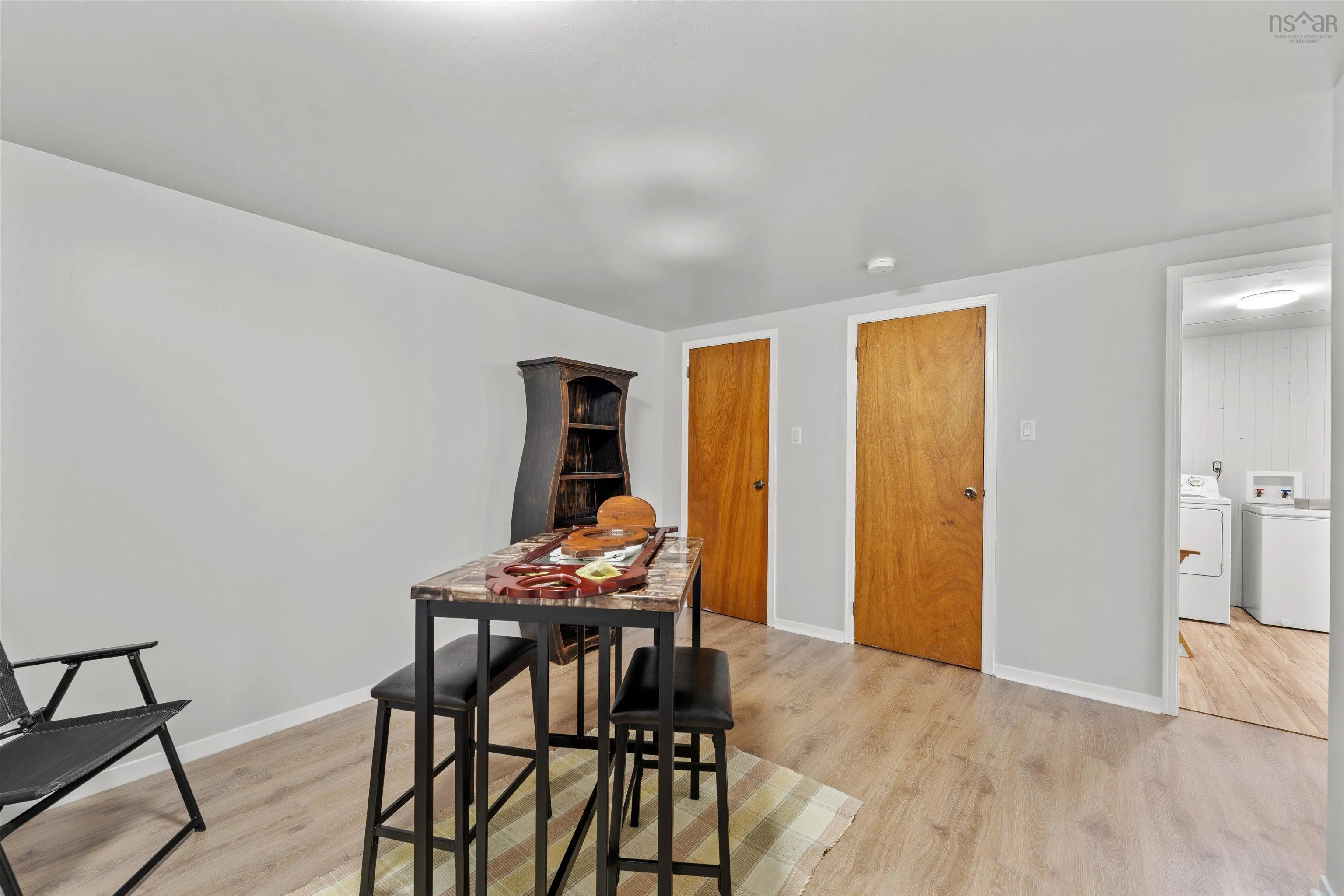 94 King Street, Digby, NS B0V 1A0, ,Residential Income,For Sale,King Street,202520355