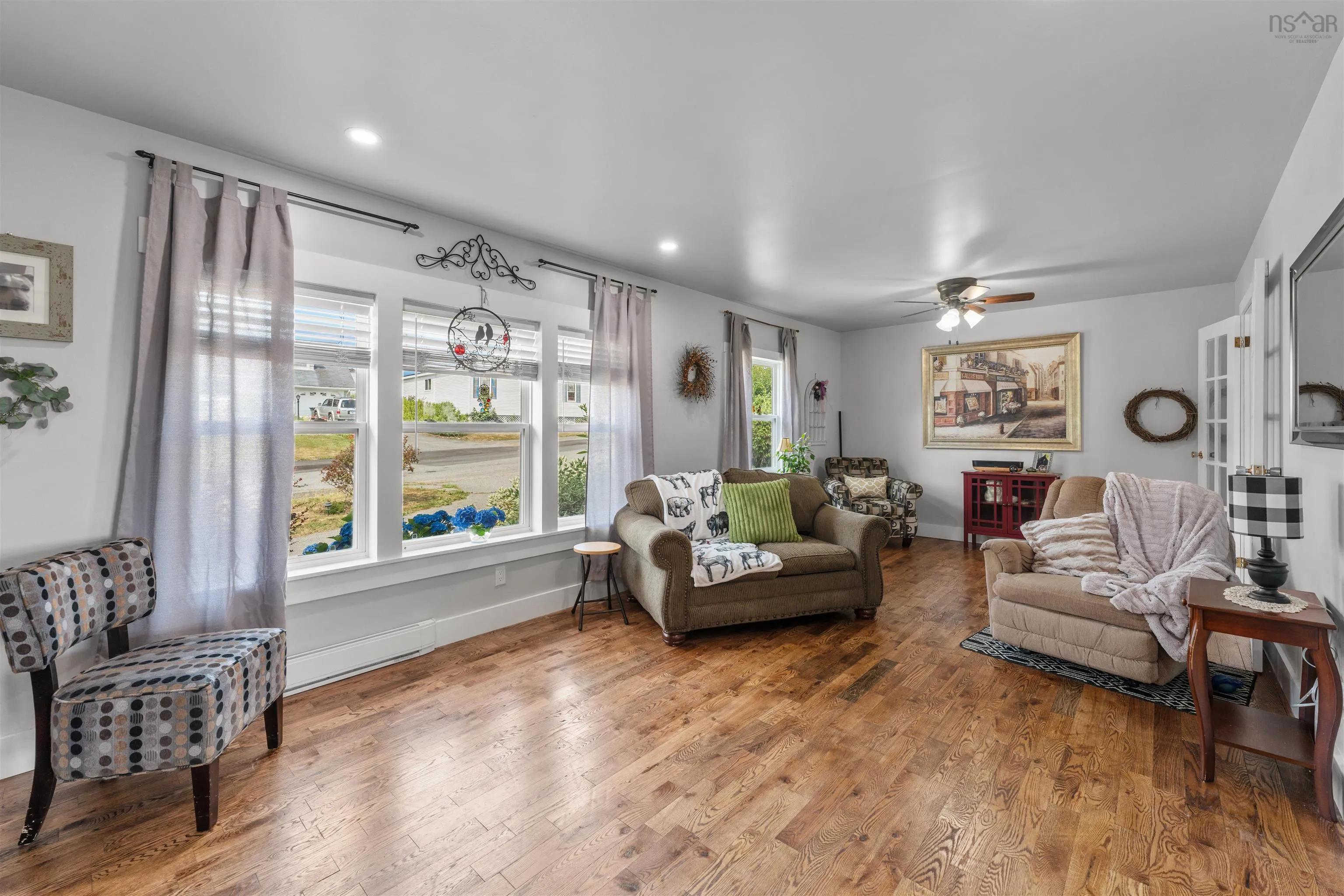 94 King Street, Digby, NS B0V 1A0, ,Residential Income,For Sale,King Street,202520355
