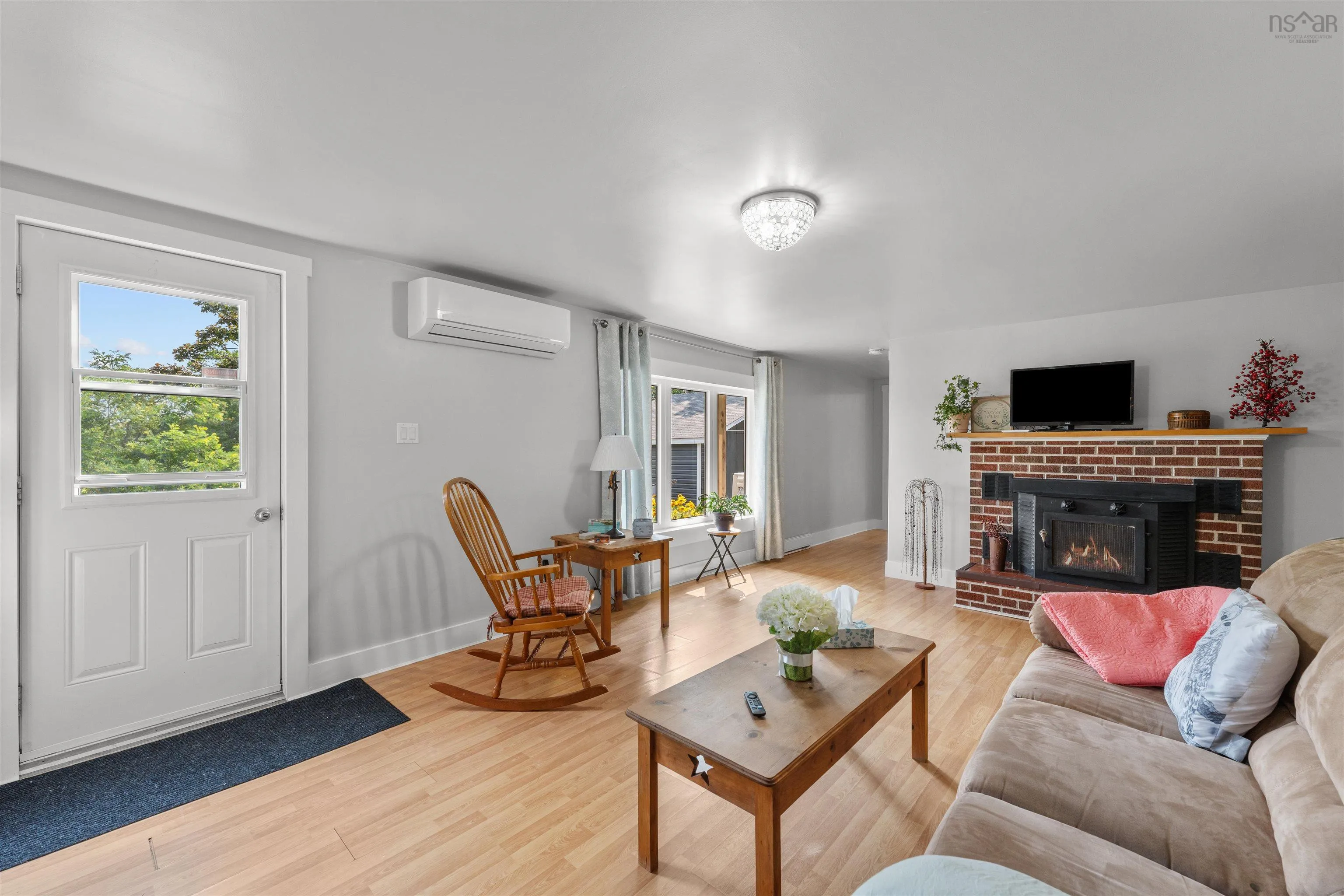 94 King Street, Digby, NS B0V 1A0, ,Residential Income,For Sale,King Street,202520355