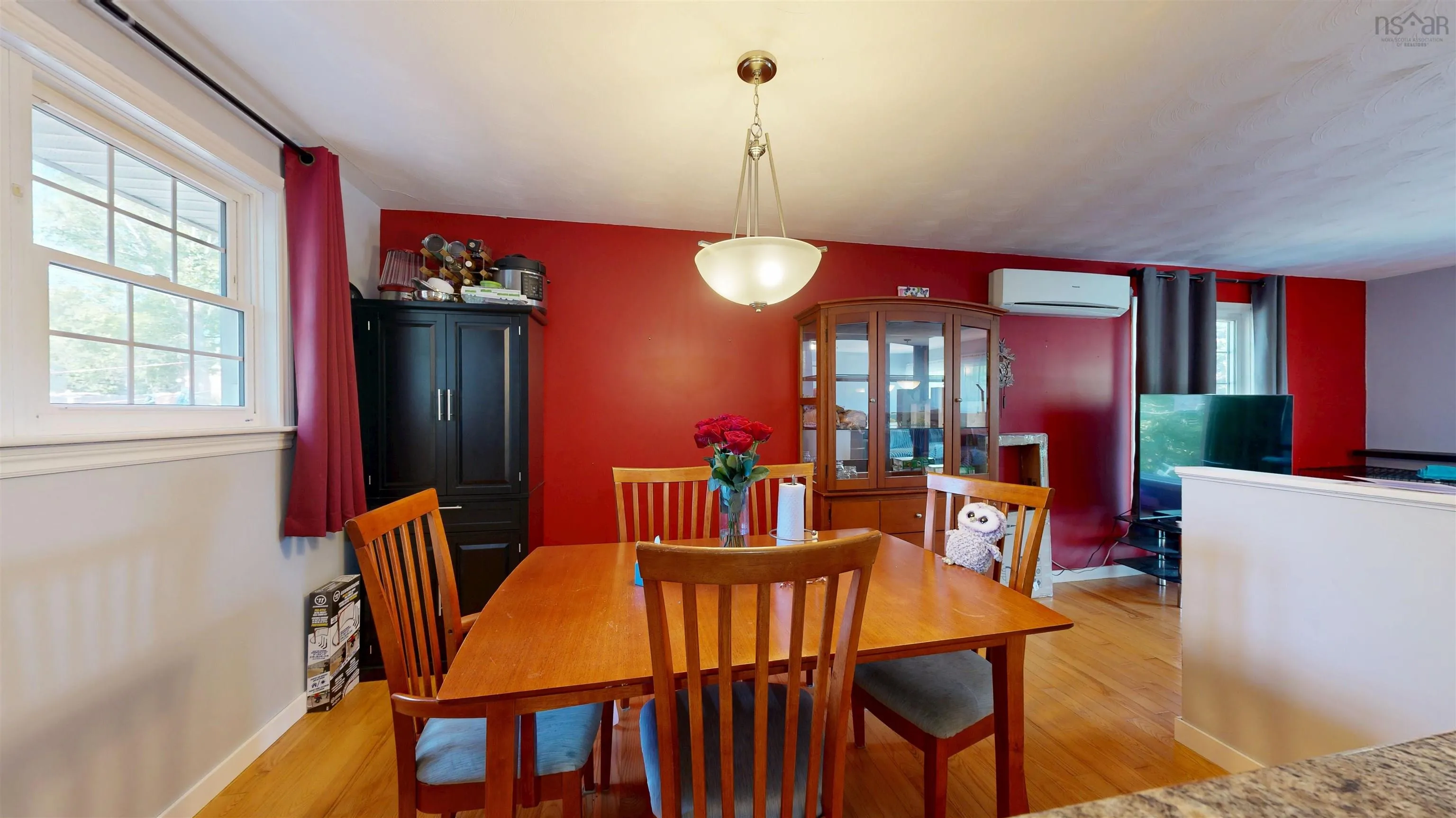 88 Alpine Drive, Bridgewater, NS B4V 3A8, 5 Bedrooms Bedrooms, ,2 BathroomsBathrooms,Residential,For Sale,Alpine,202522128