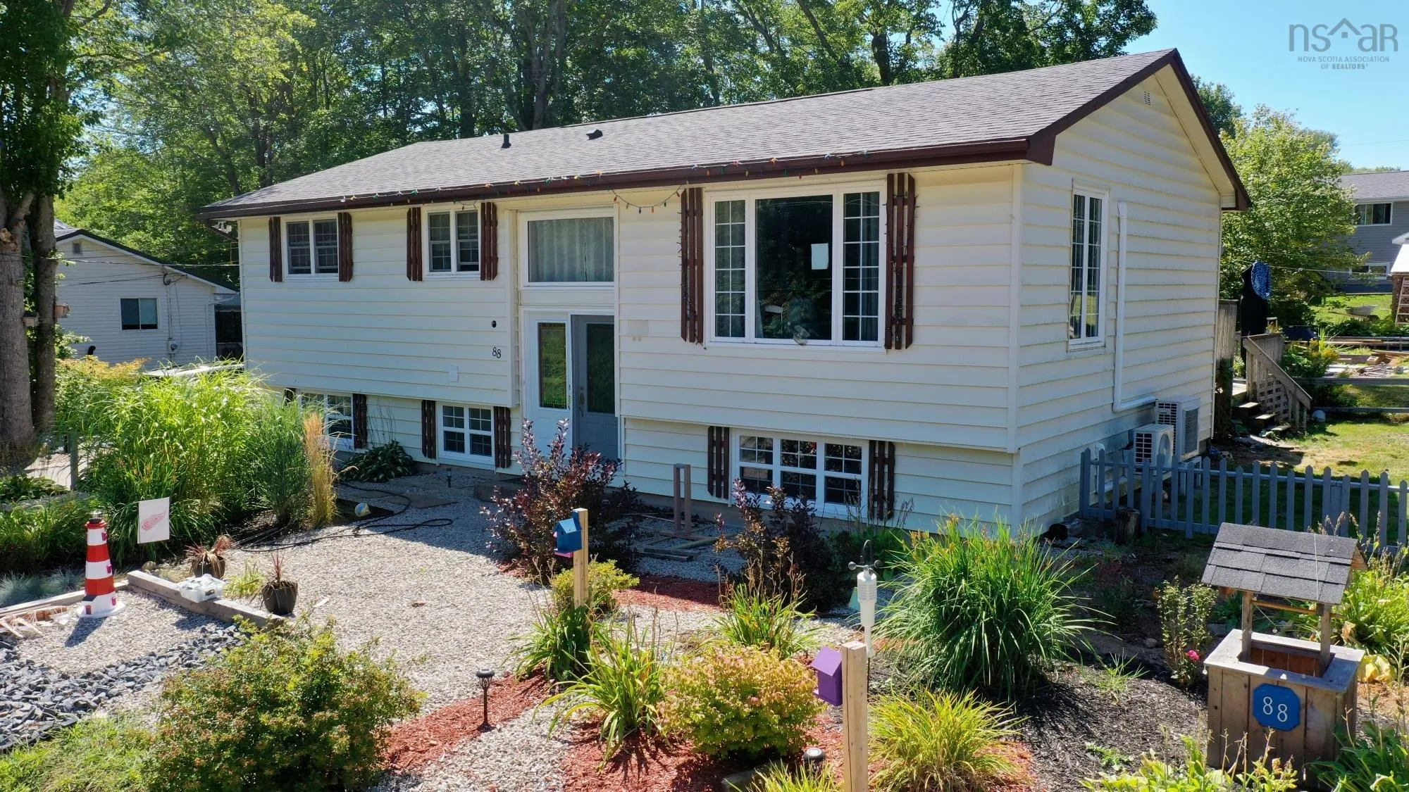 88 Alpine Drive, Bridgewater, NS B4V 3A8, 5 Bedrooms Bedrooms, ,2 BathroomsBathrooms,Residential,For Sale,Alpine,202522128