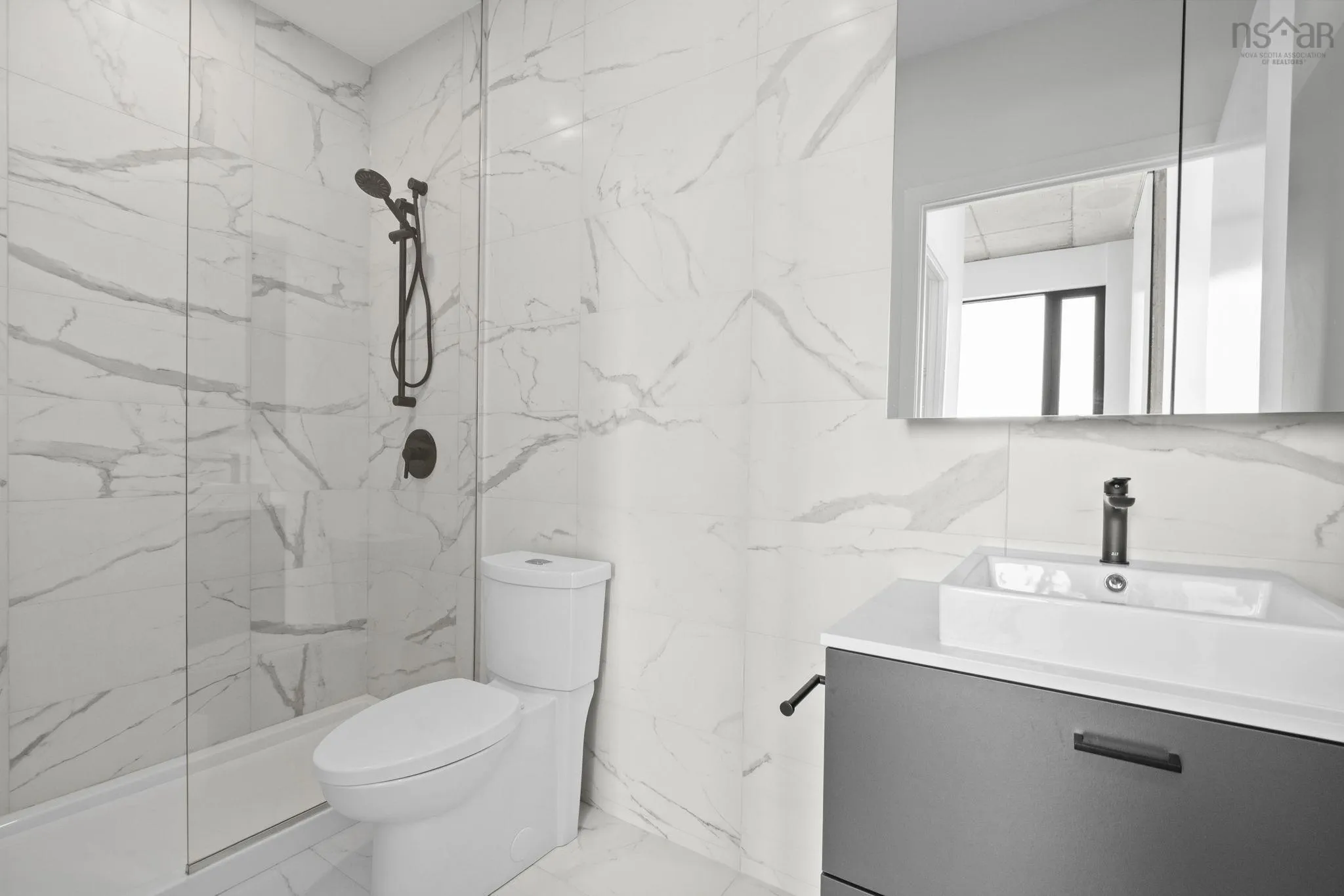 5511 Bilby Street, Halifax, NS B3K 1V4, 2 Bedrooms Bedrooms, ,2 BathroomsBathrooms,Residential,For Sale,Bilby,202518090