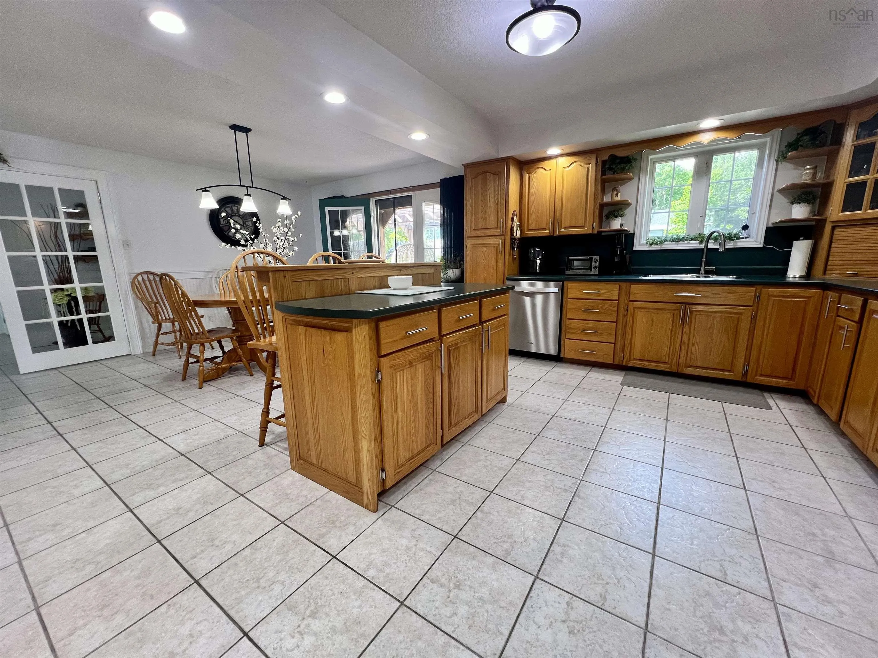 1042 Pleasant Valley Road, Pleasant Valley Ns B0n 1c0, 3 Bedrooms Bedrooms, ,2 BathroomsBathrooms,Residential,For Sale,Pleasant Valley,202506429
